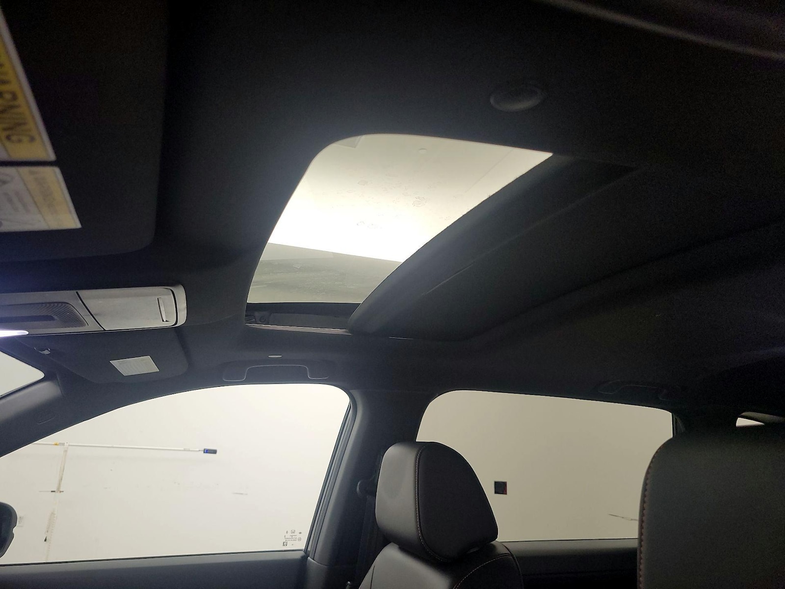 Sunroof(s) & Overhead Airbags