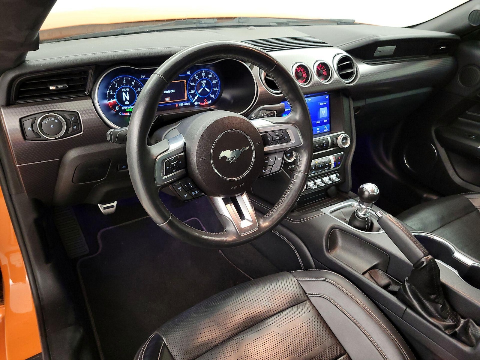 Apple CarPlay® & Android Auto™