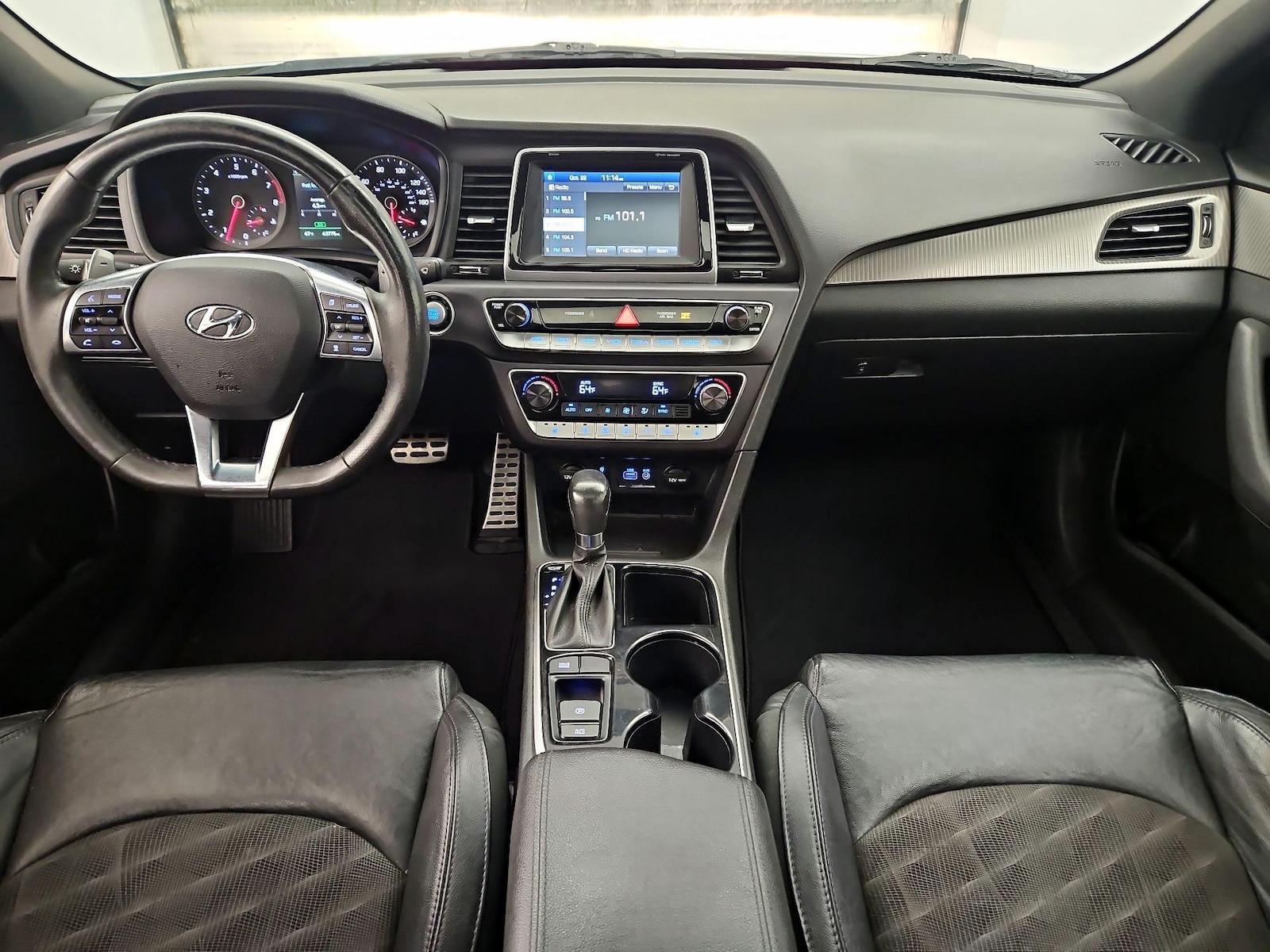 Apple CarPlay® & Android Auto™