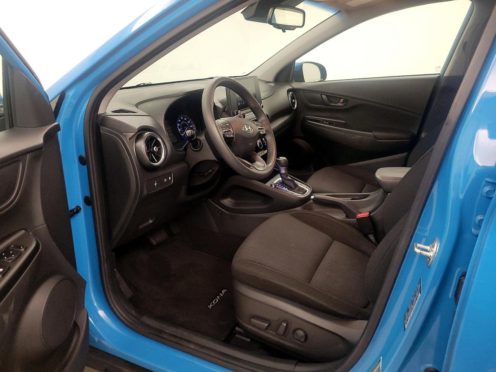Power Seat(s) & Side Airbags
