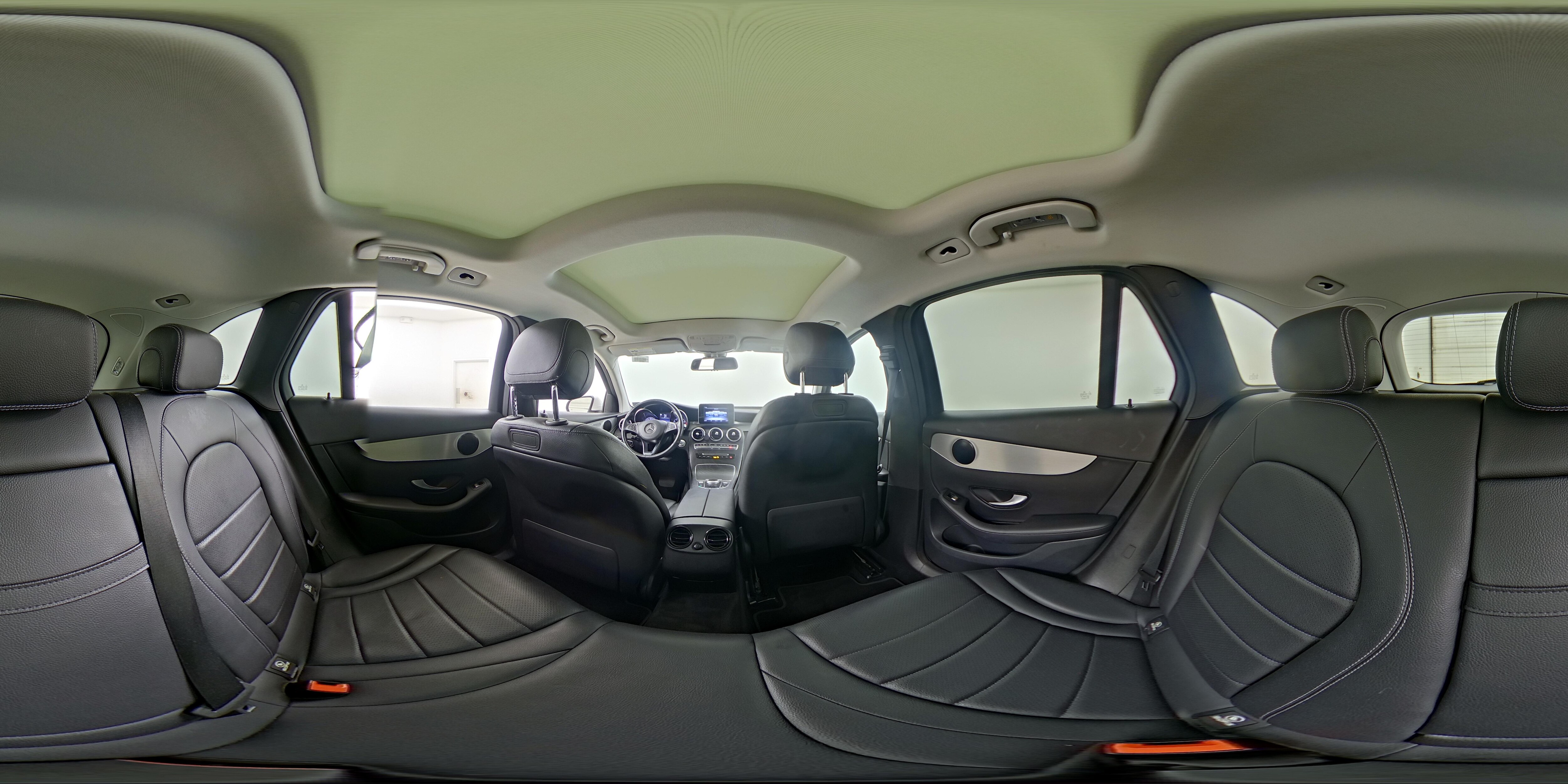 2019 Mercedes-Benz GLC GLC300 - Photo 26