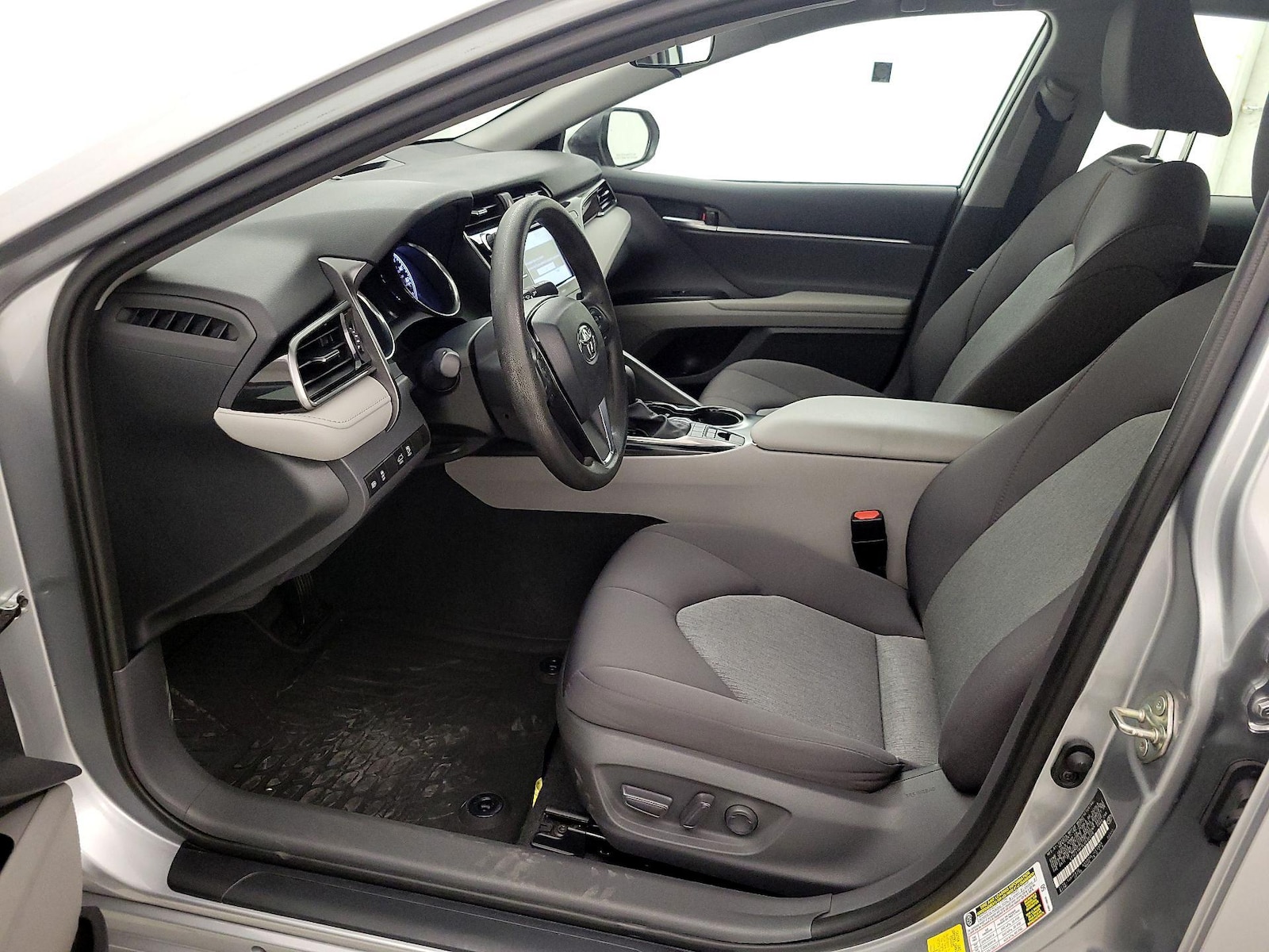 Power Seat(s) & Side Airbags