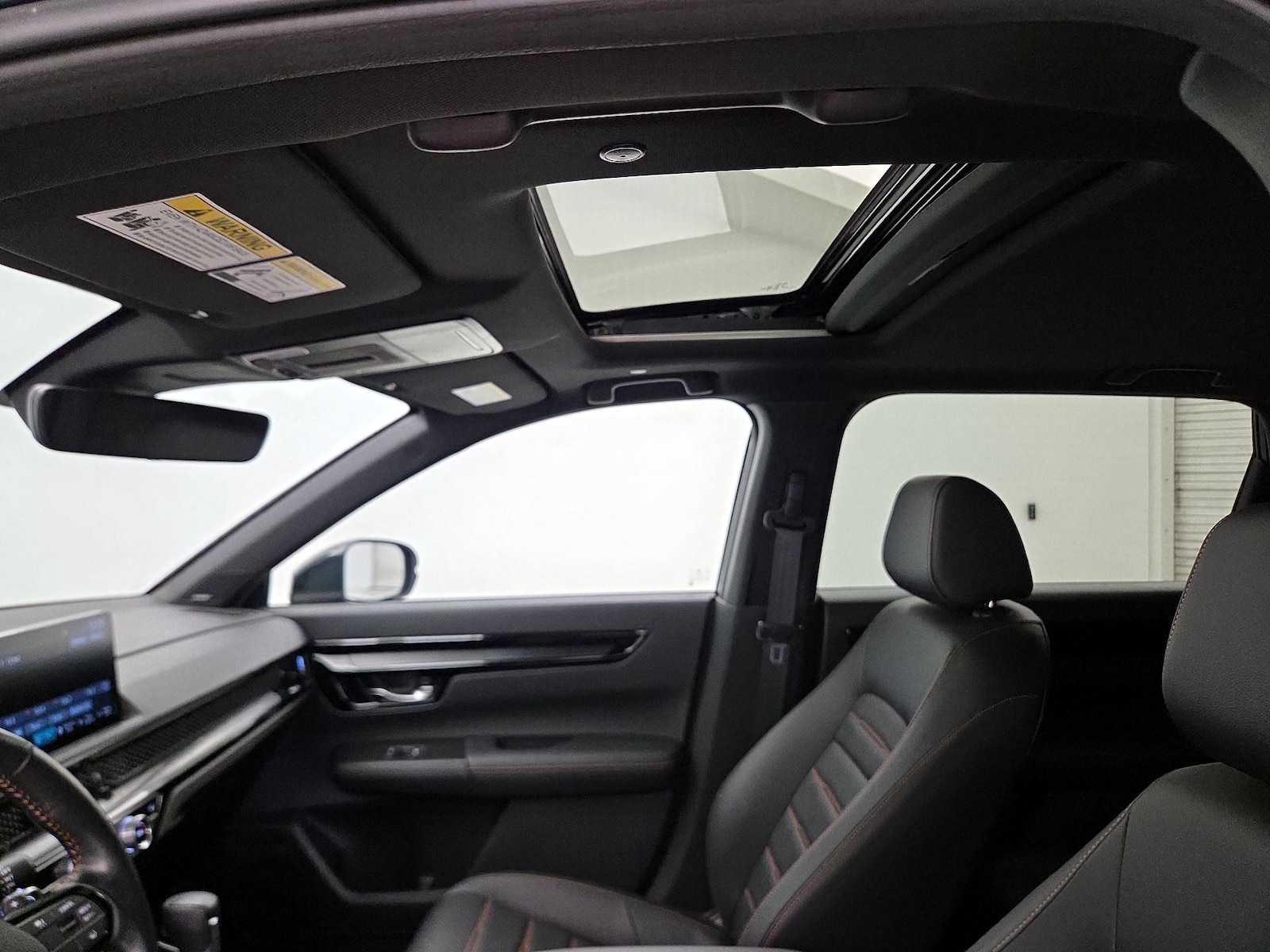 Sunroof(s) & Overhead Airbags