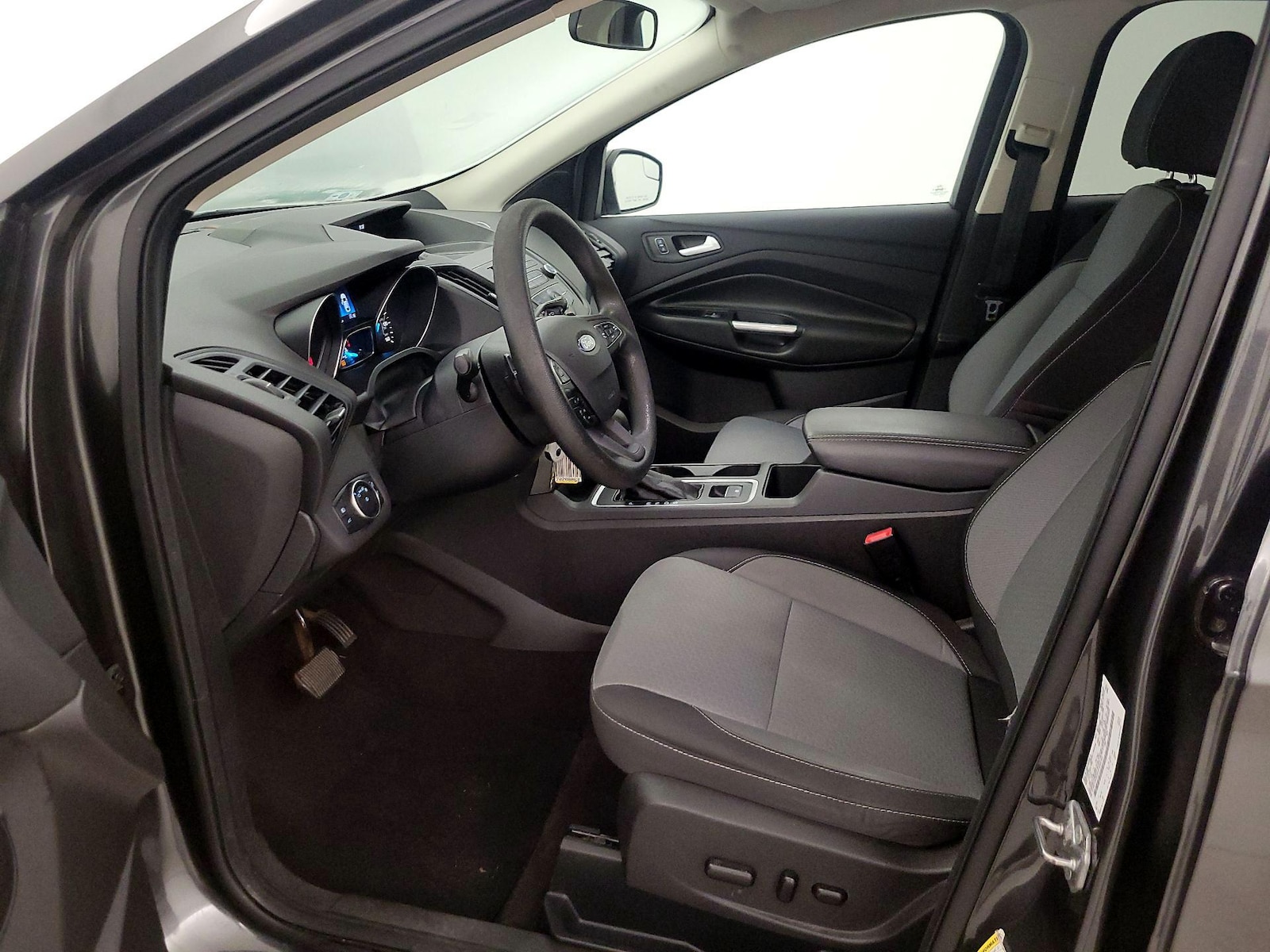 Power Seat(s) & Side Airbags