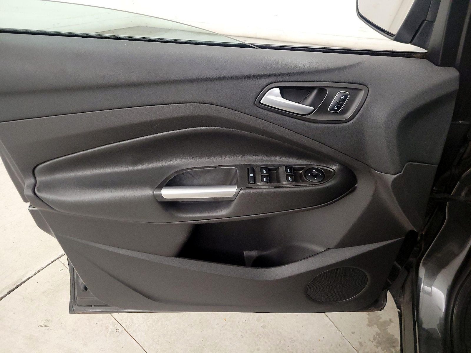 2017 Ford Escape SE - Photo 13