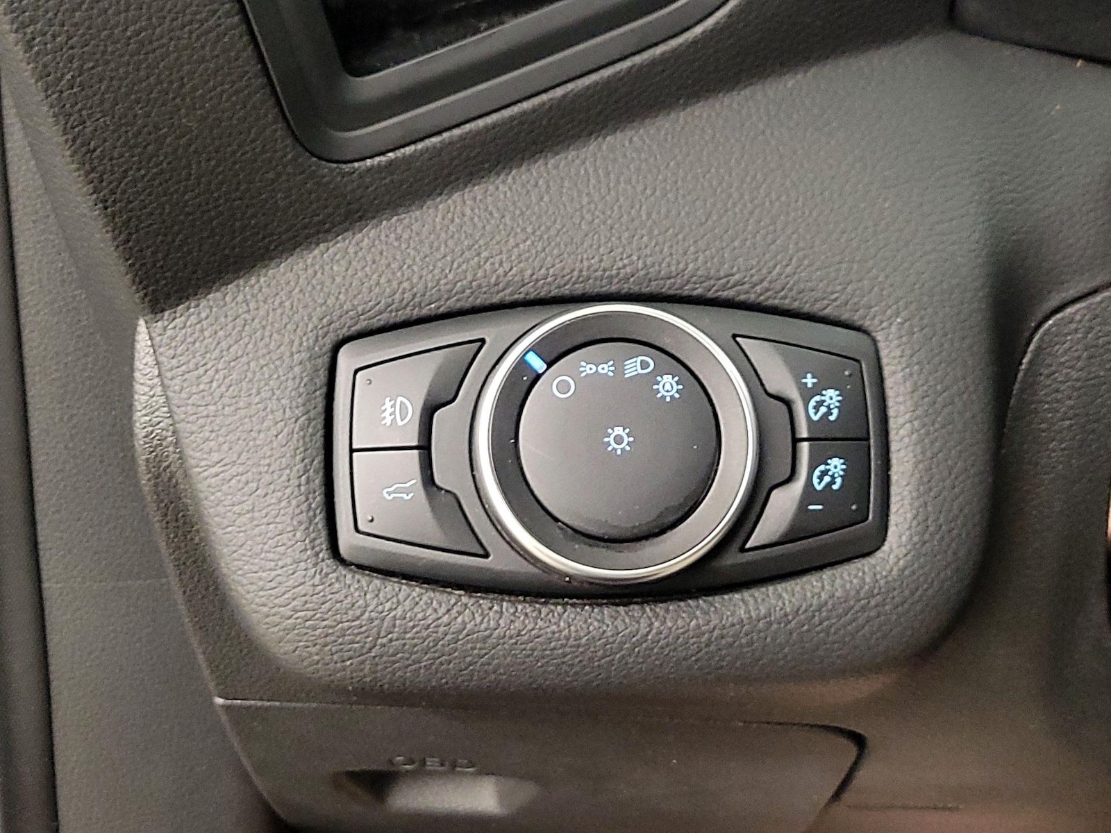2017 Ford Escape SE - Photo 14