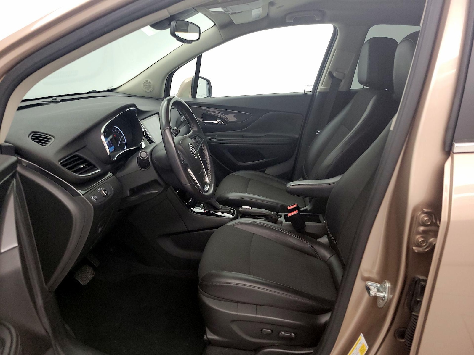 Power Seat(s) & Side Airbags