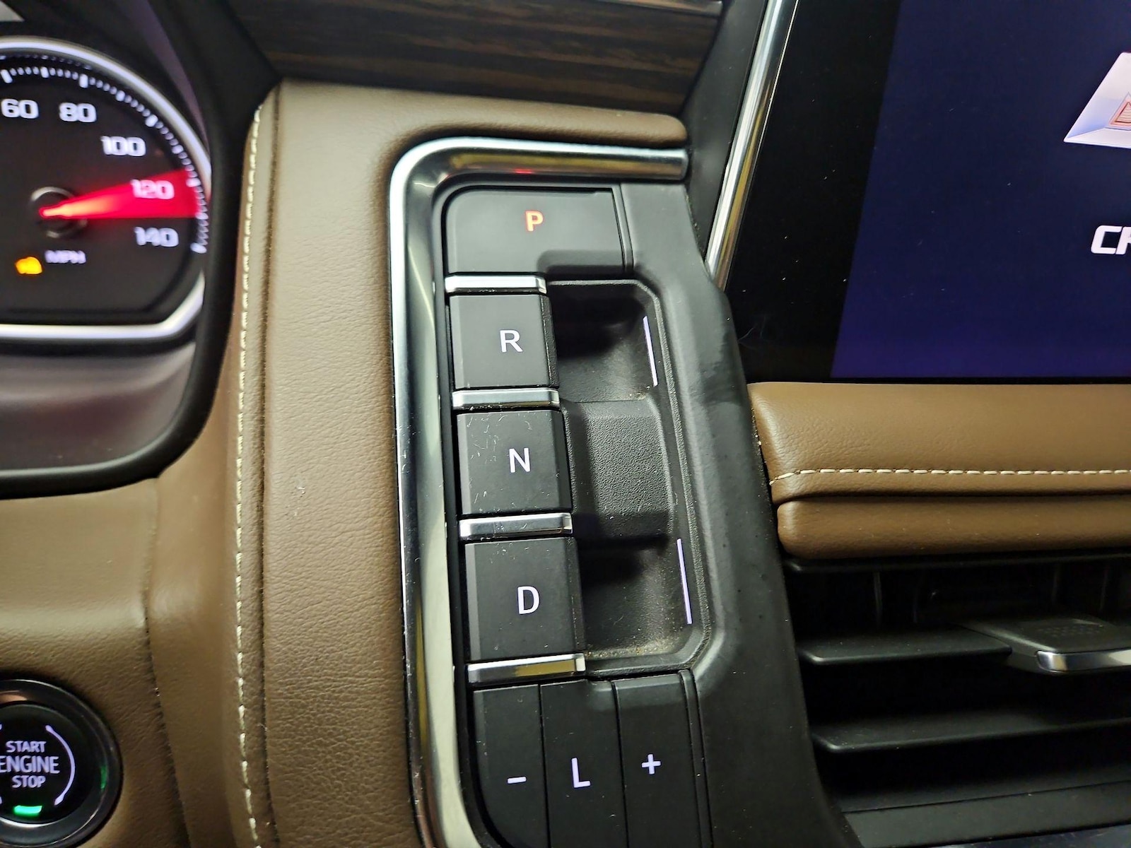 2021 Chevrolet Suburban High Country - Photo 19