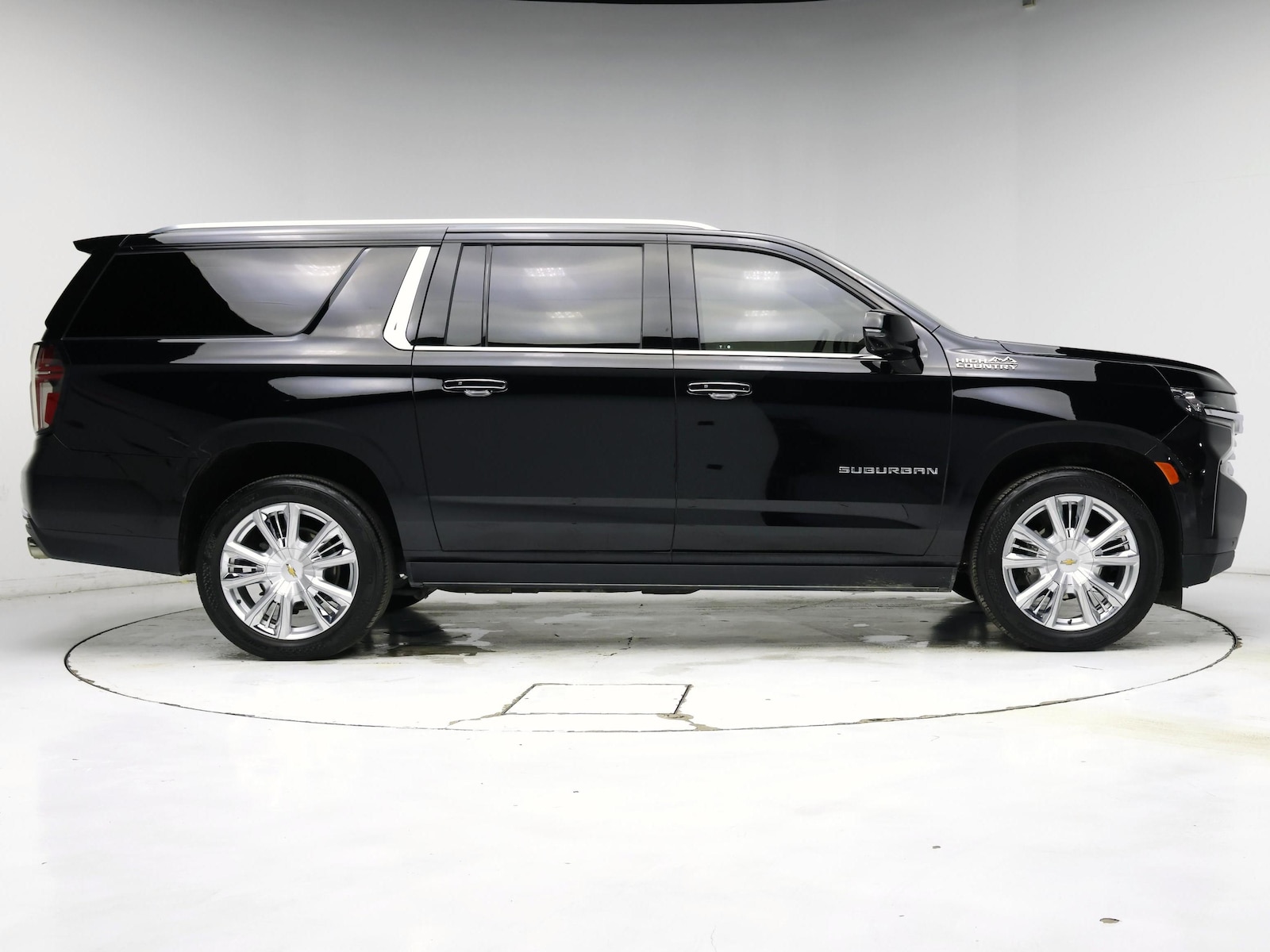 2021 Chevrolet Suburban High Country - Photo 8