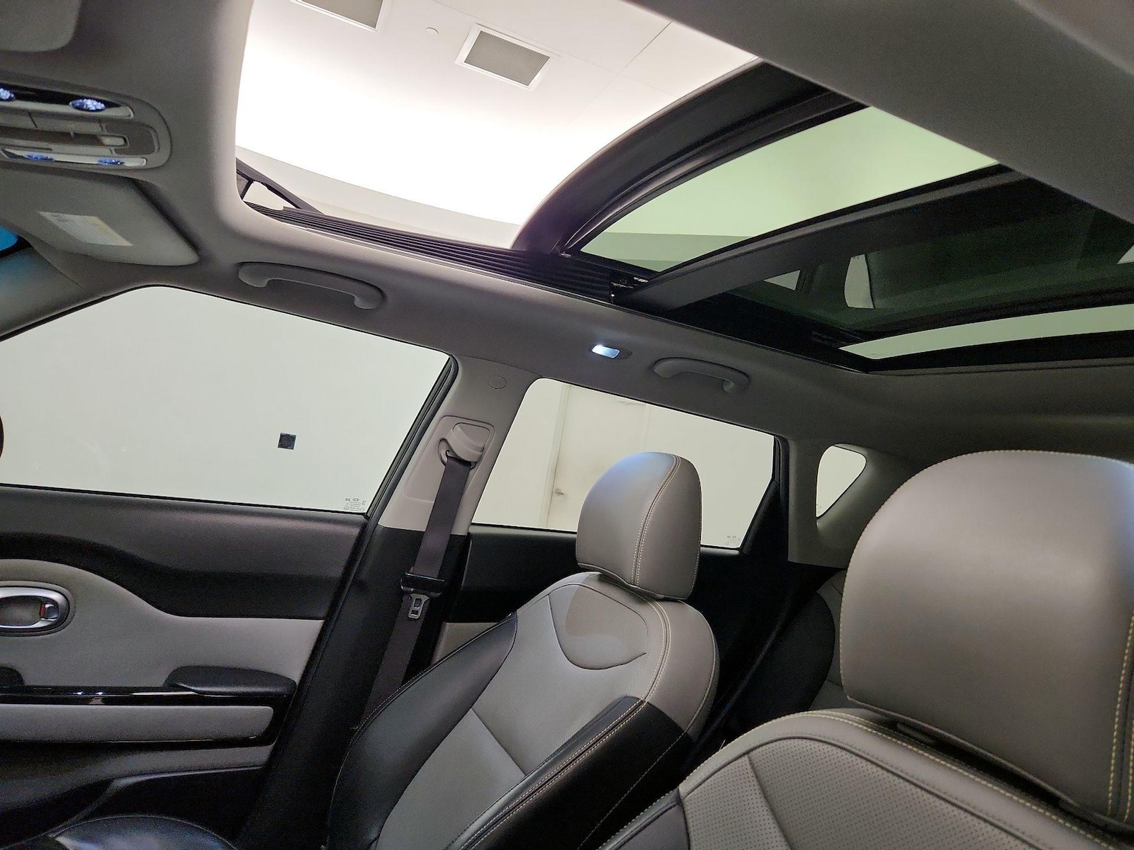Panoramic Sunroof