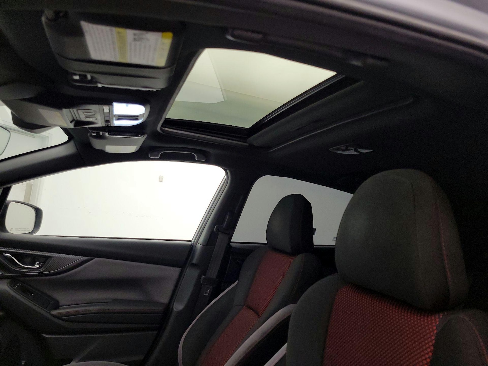 Sunroof(s) & Overhead Airbags