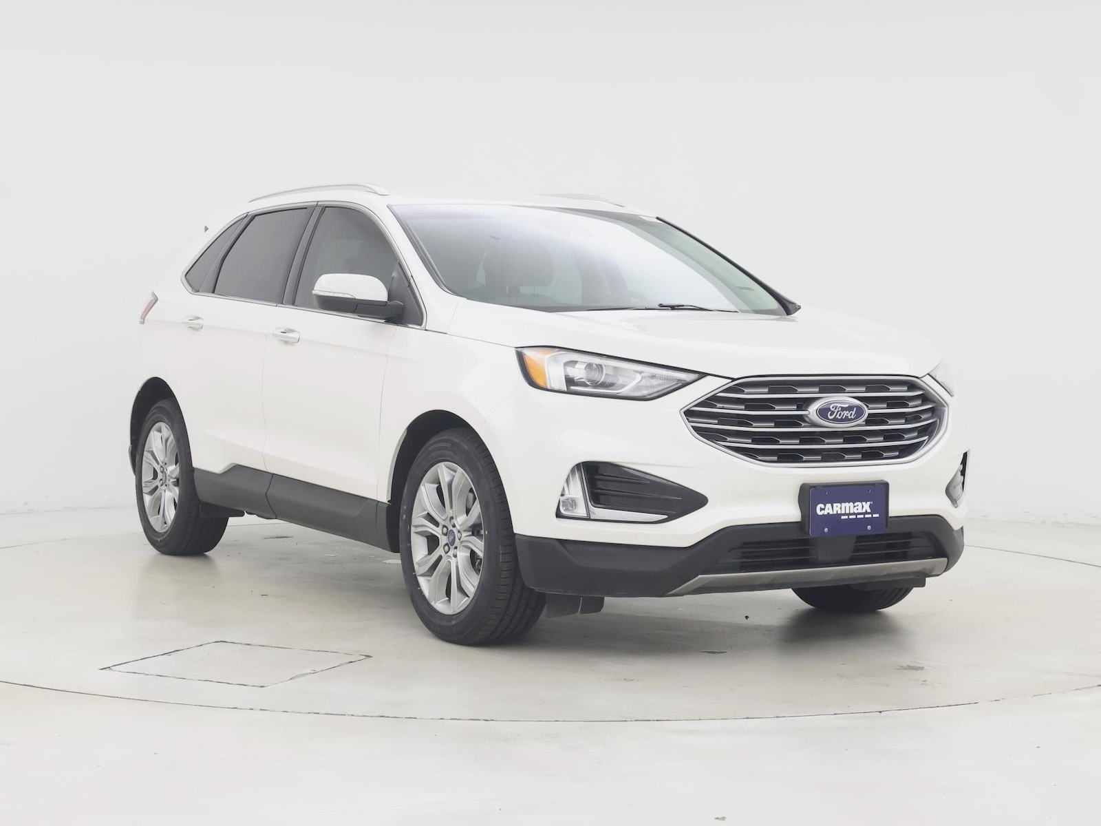 2019 Ford Edge Titanium - Photo 2