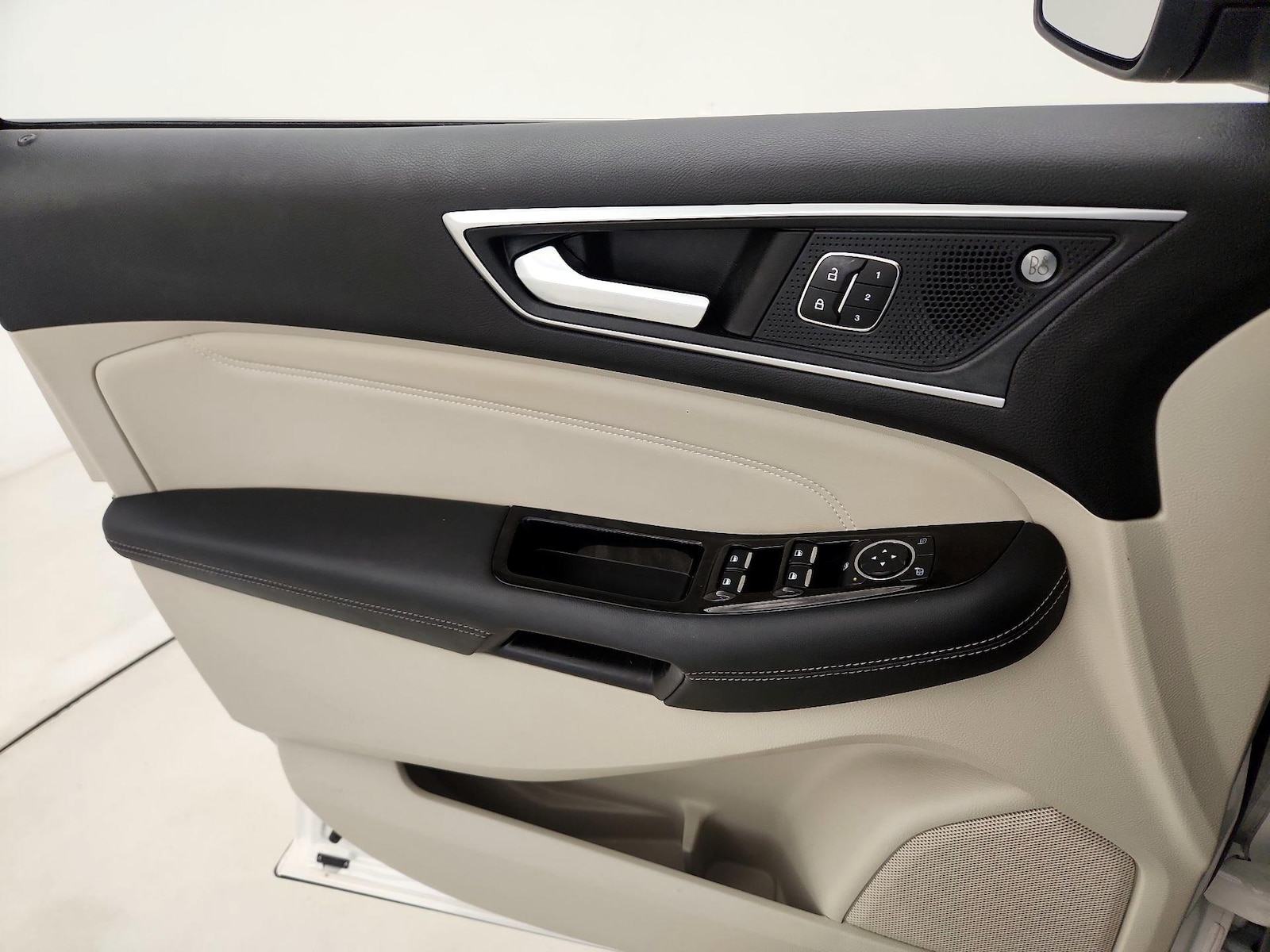 2019 Ford Edge Titanium - Photo 13