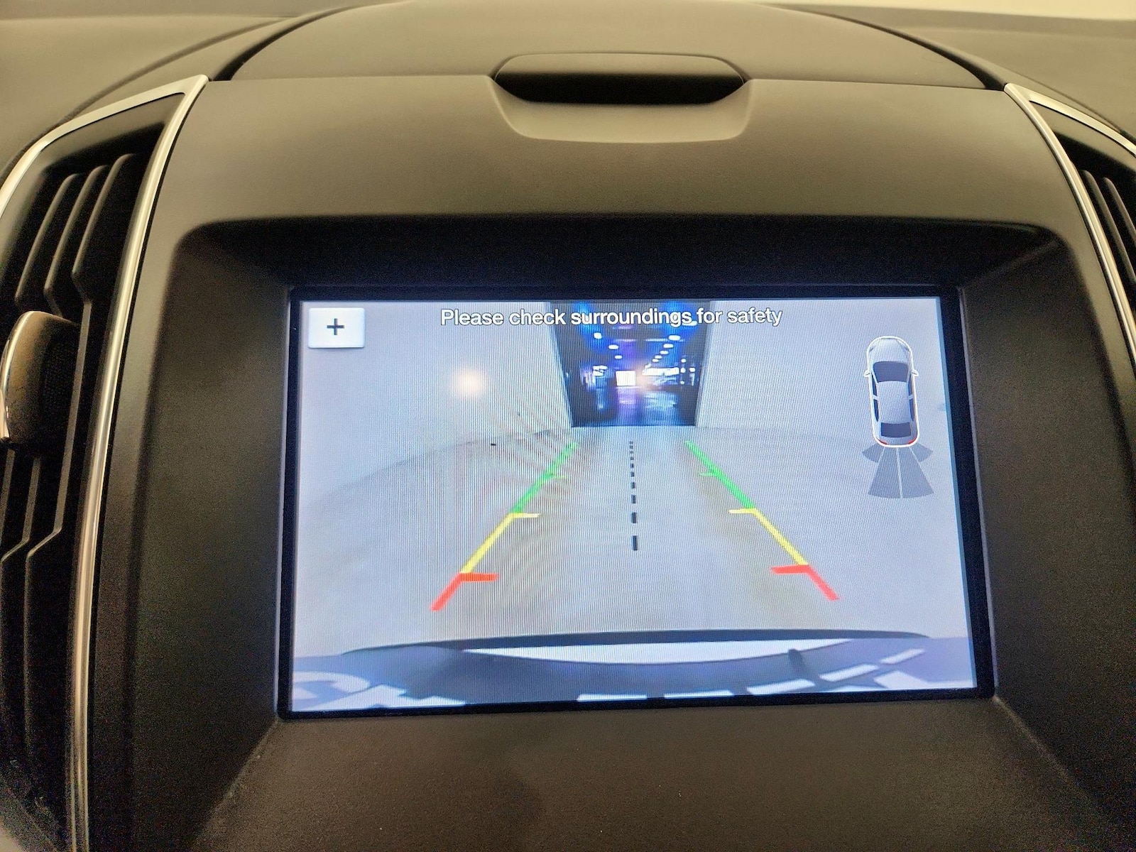 2019 Ford Edge Titanium - Photo 16