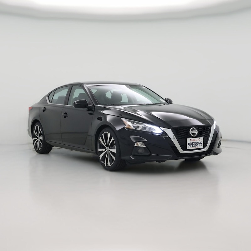 2022 Nissan Altima SR