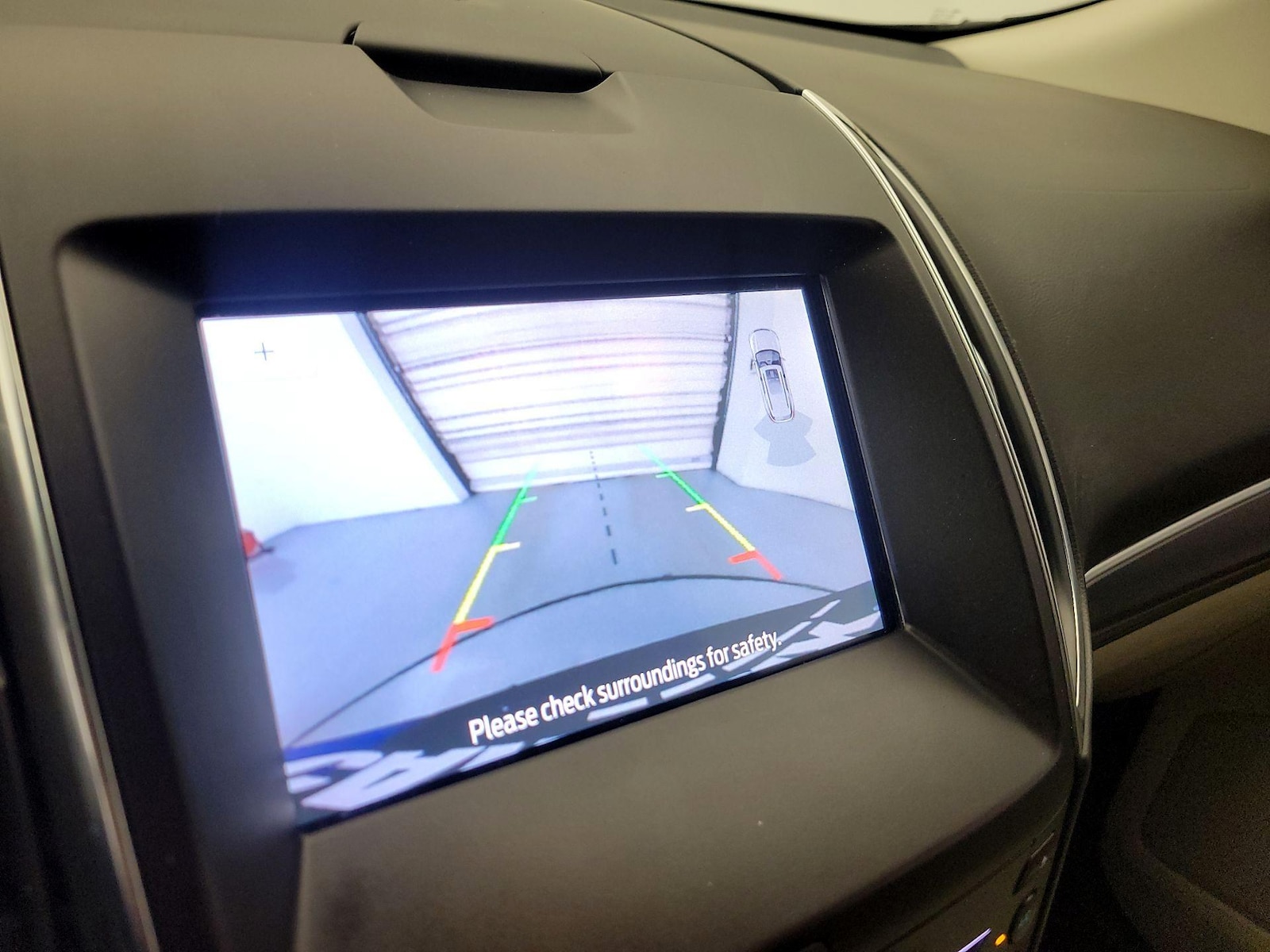 2019 Ford Edge Titanium - Photo 16