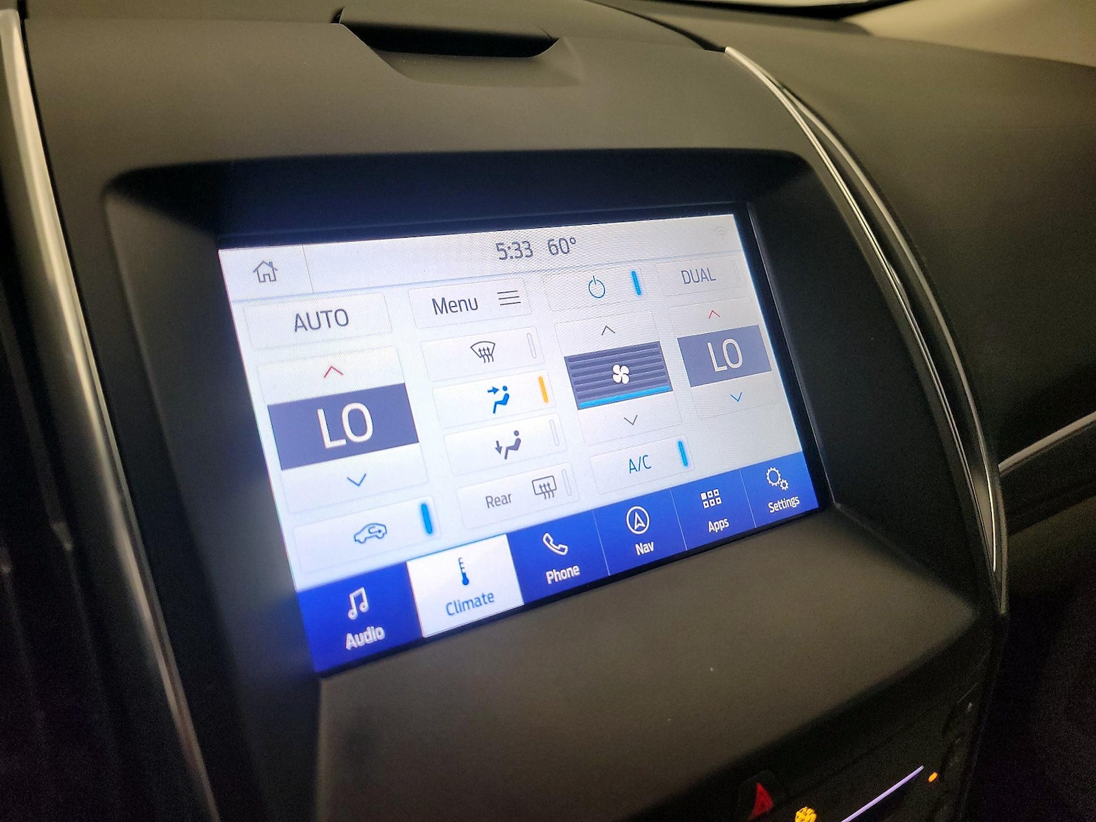 2019 Ford Edge Titanium - Photo 18