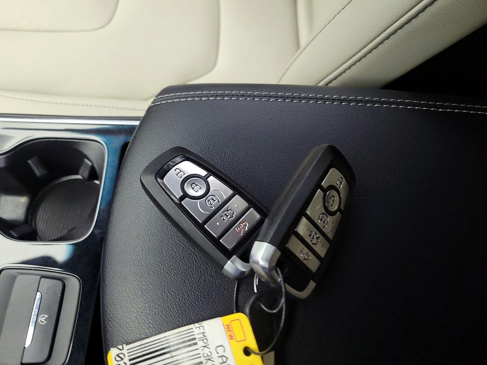 2019 Ford Edge Titanium - Photo 25
