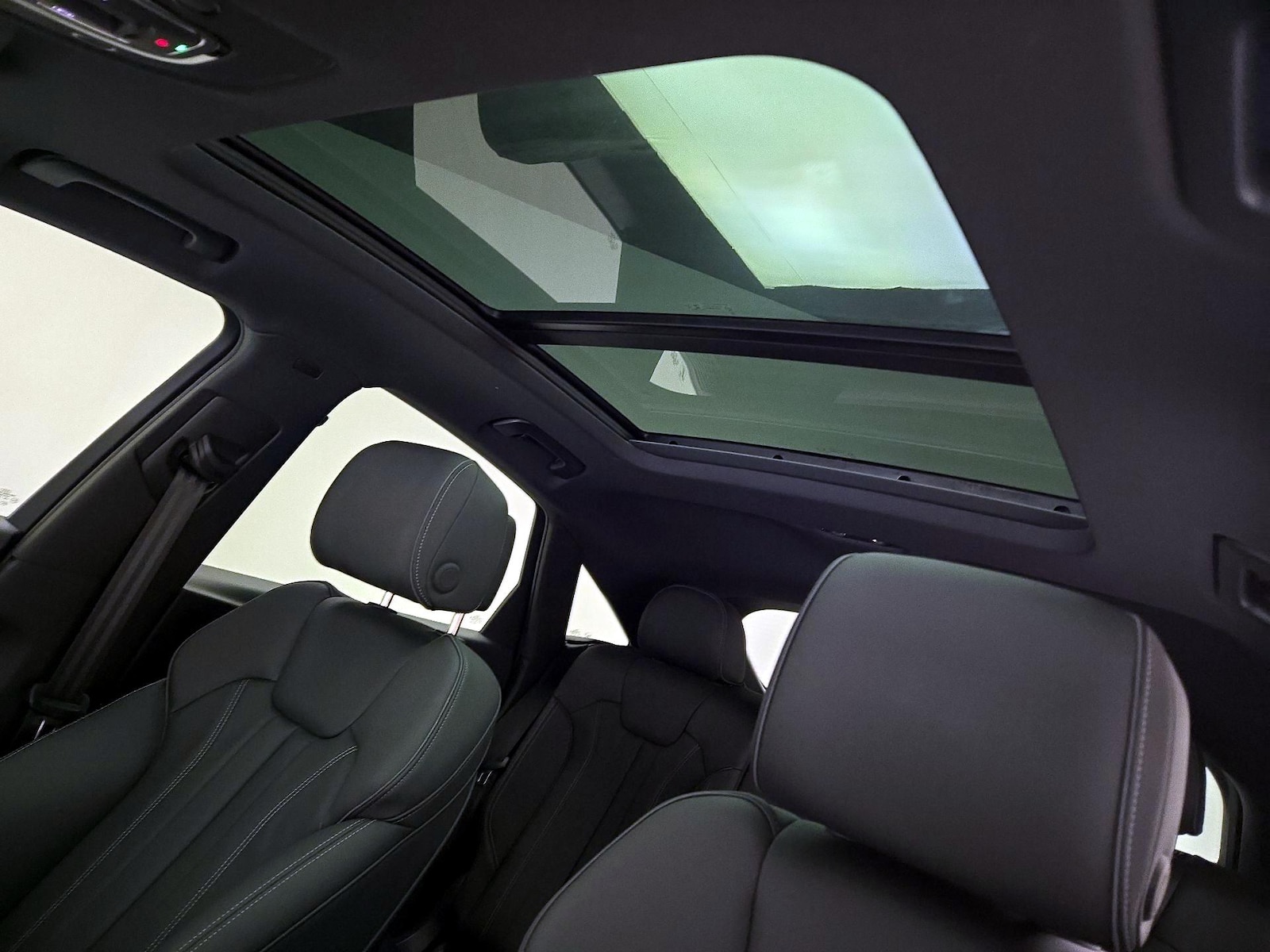Panoramic Sunroof