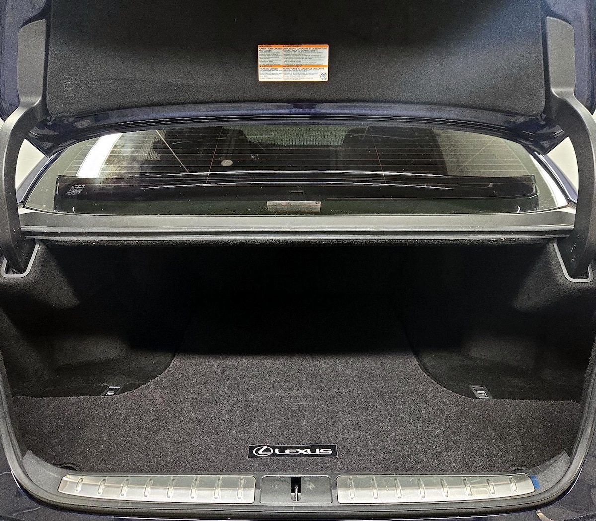 Trunk/Cargo (Seats Up)