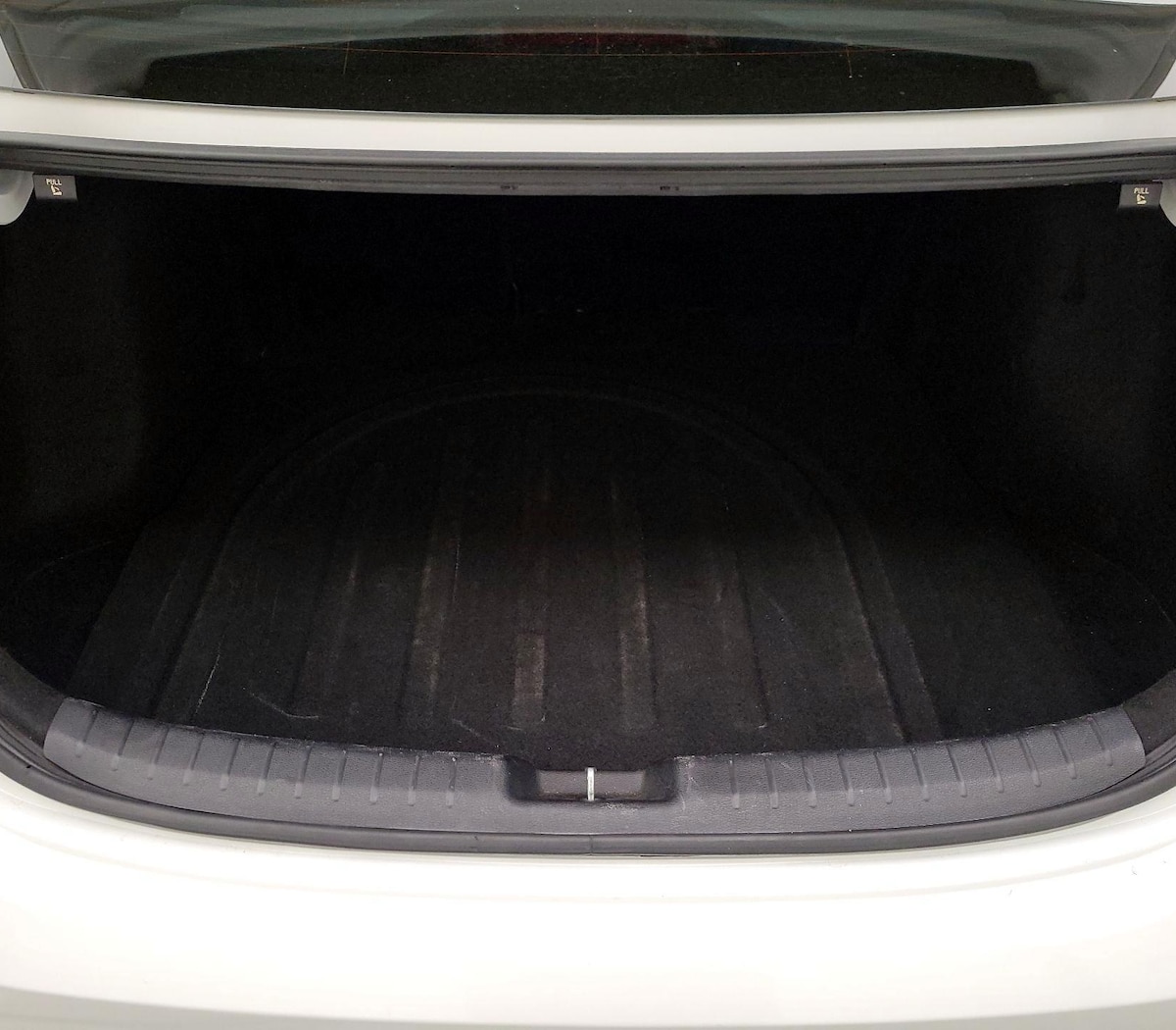 Trunk/Cargo (Seats Up)