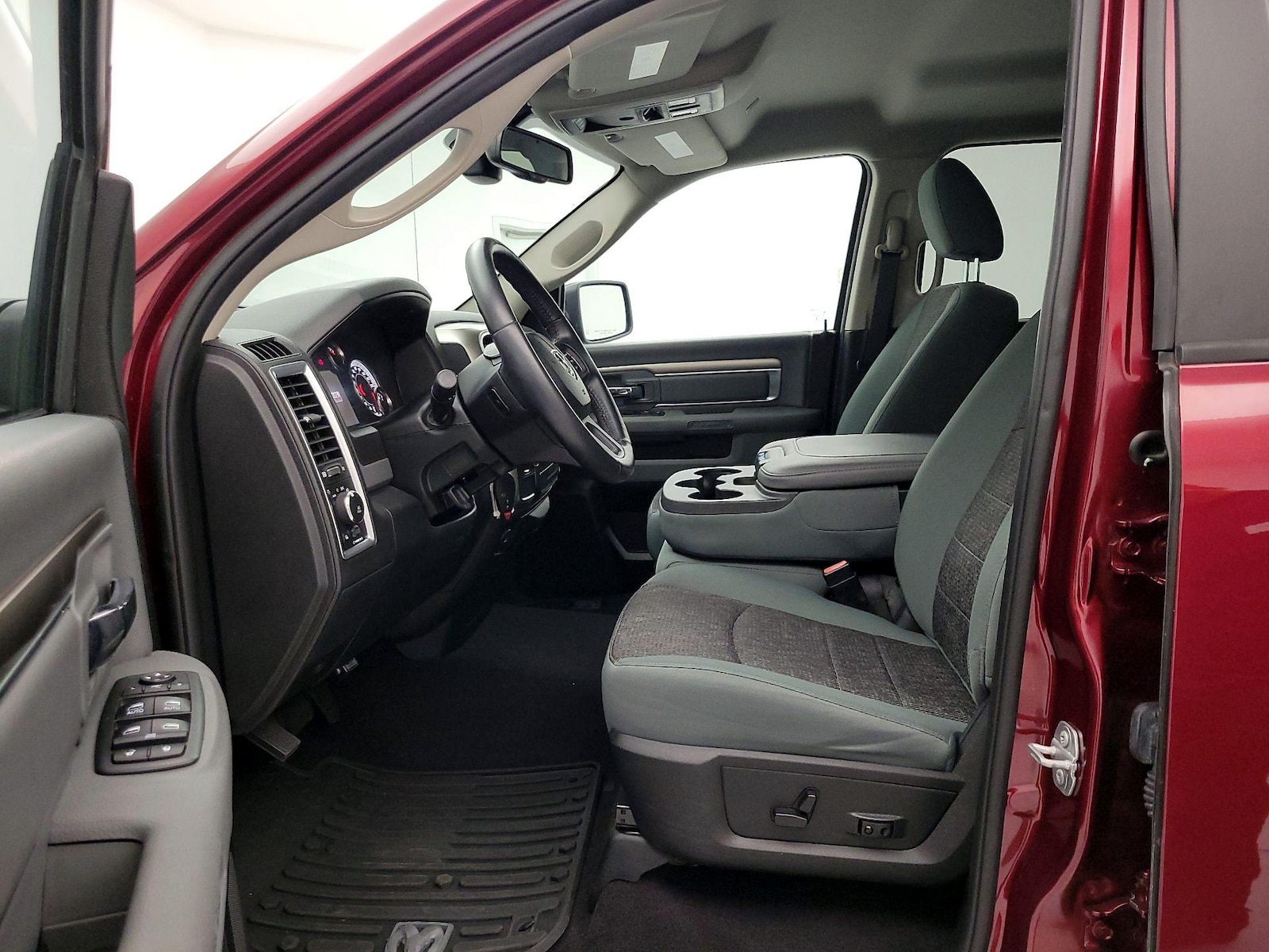 Power Seat(s) & Side Airbags