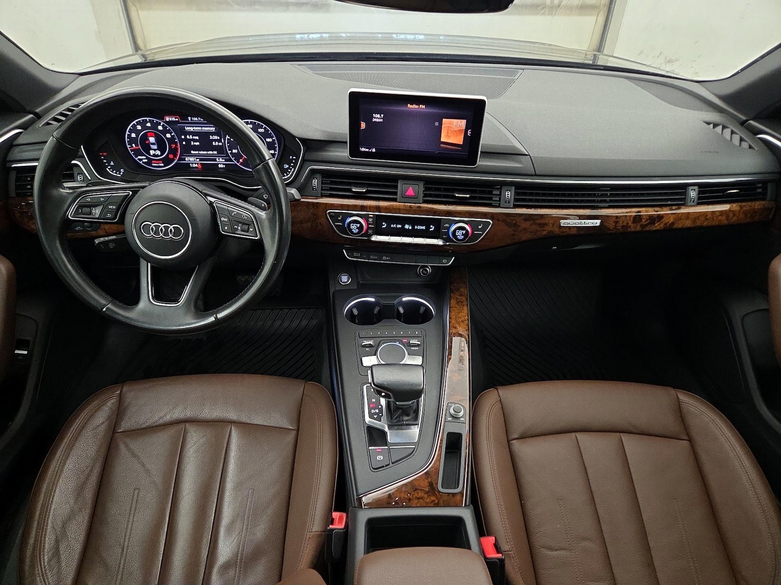 Apple CarPlay® & Android Auto™