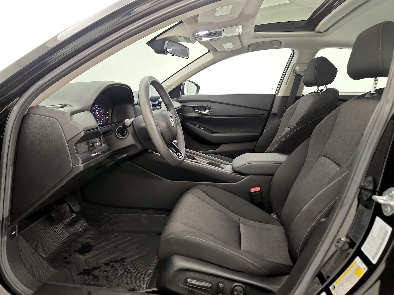2024 Honda Accord EX - Photo 12