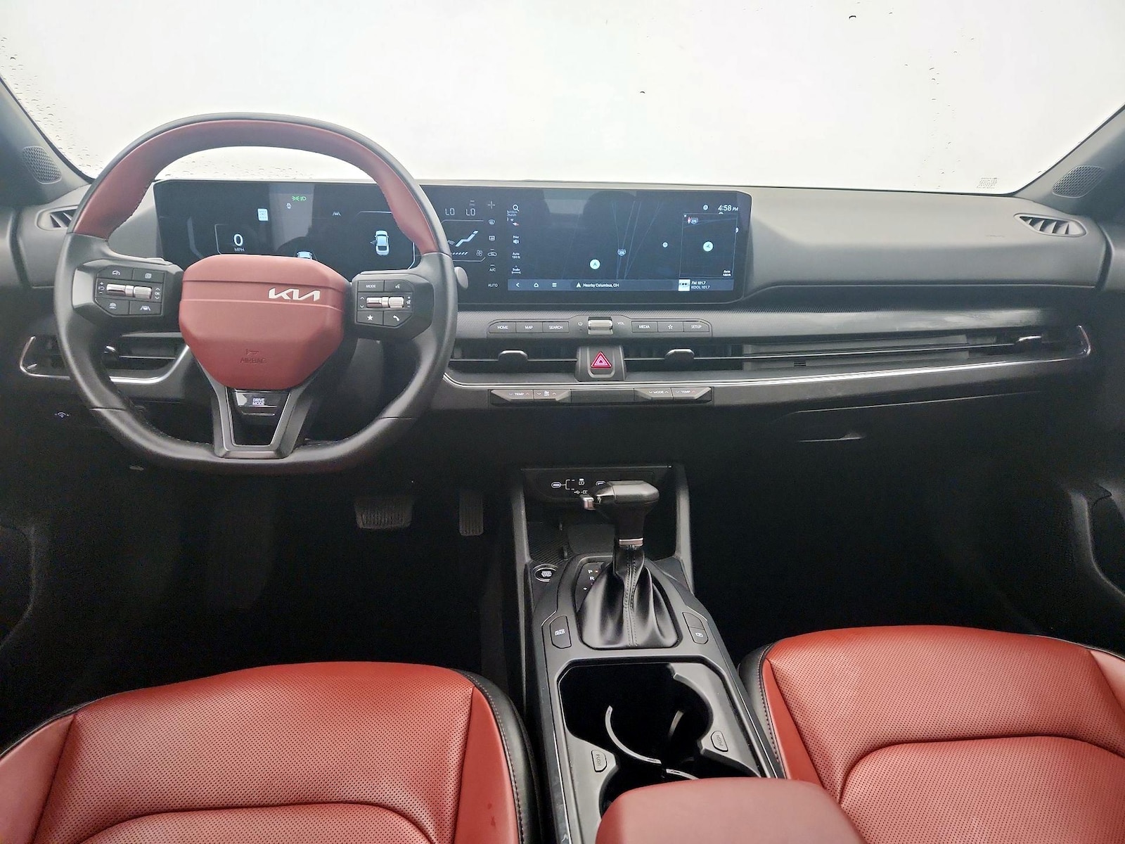 Apple CarPlay® & Android Auto™