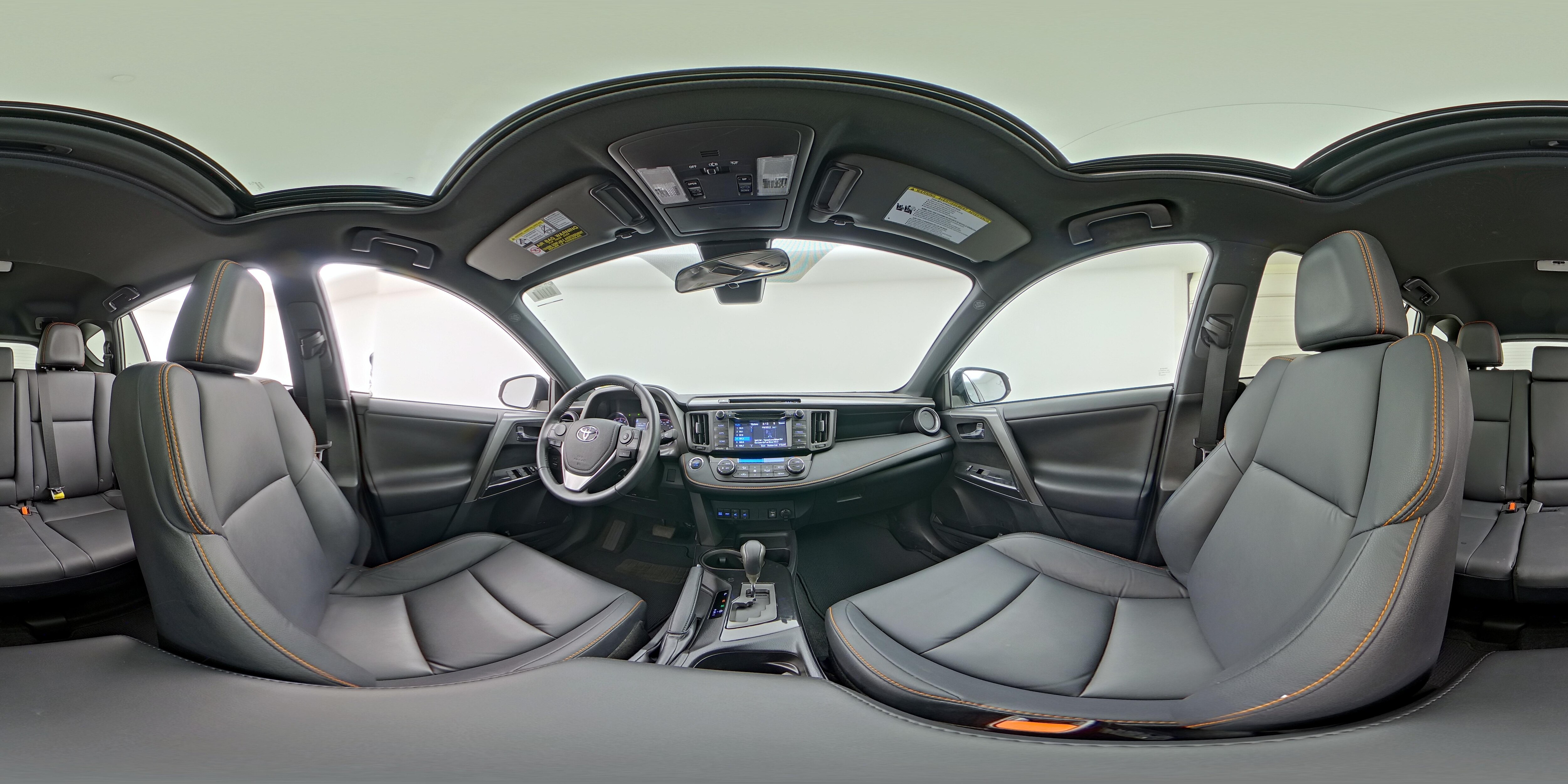 2017 Toyota RAV4 SE - Photo 25