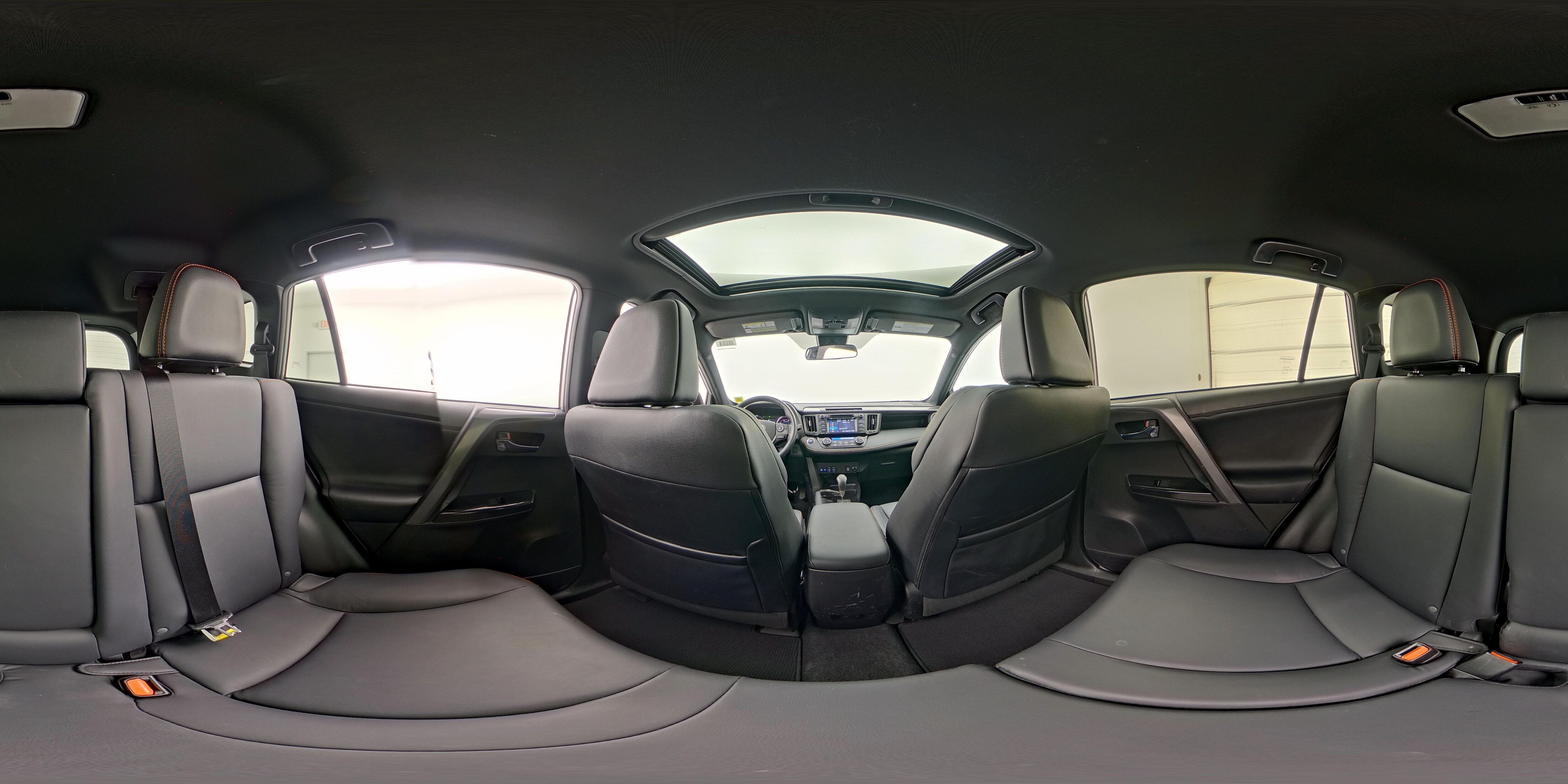 2017 Toyota RAV4 SE - Photo 26