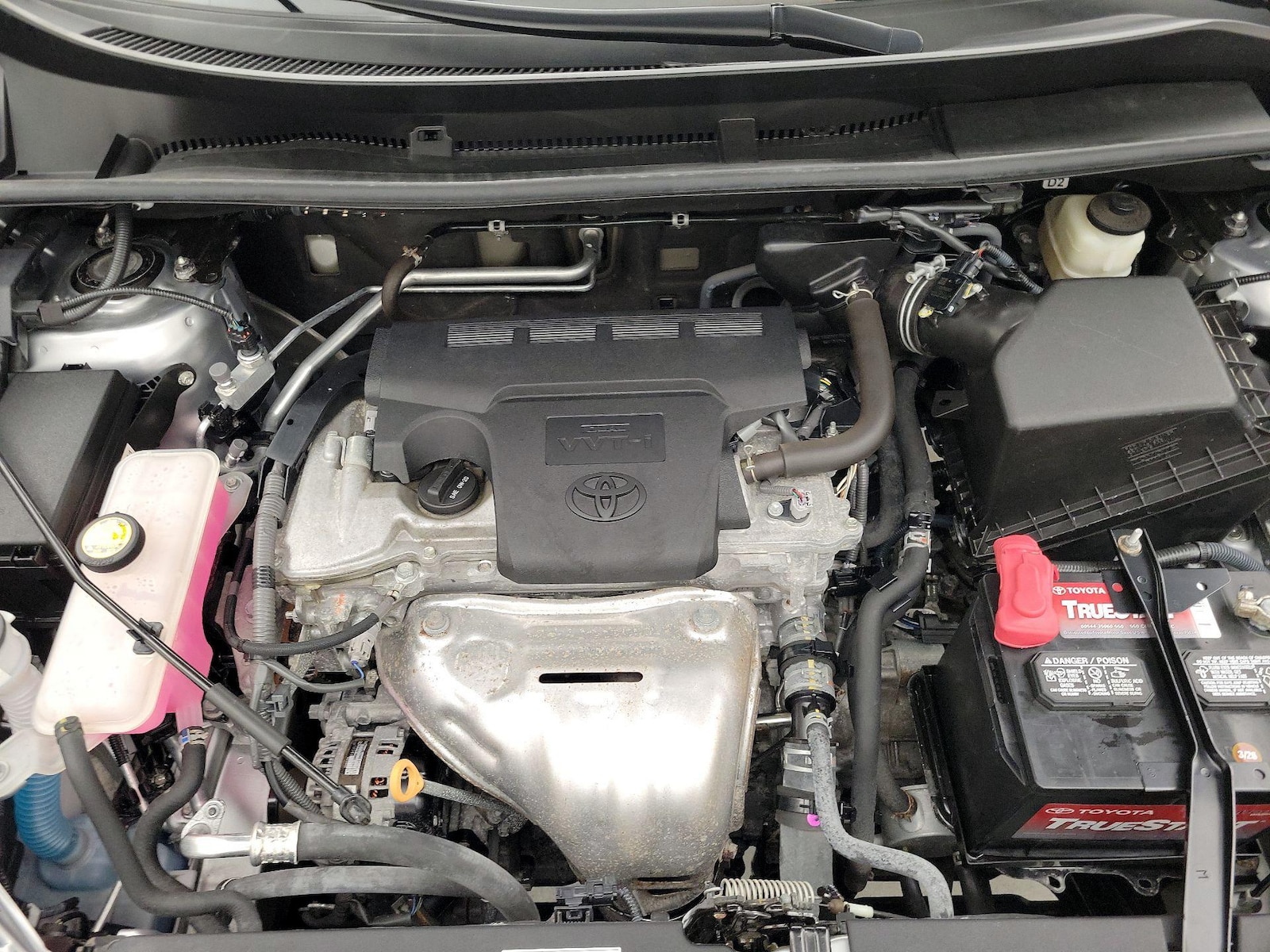 2017 Toyota RAV4 SE - Photo 23