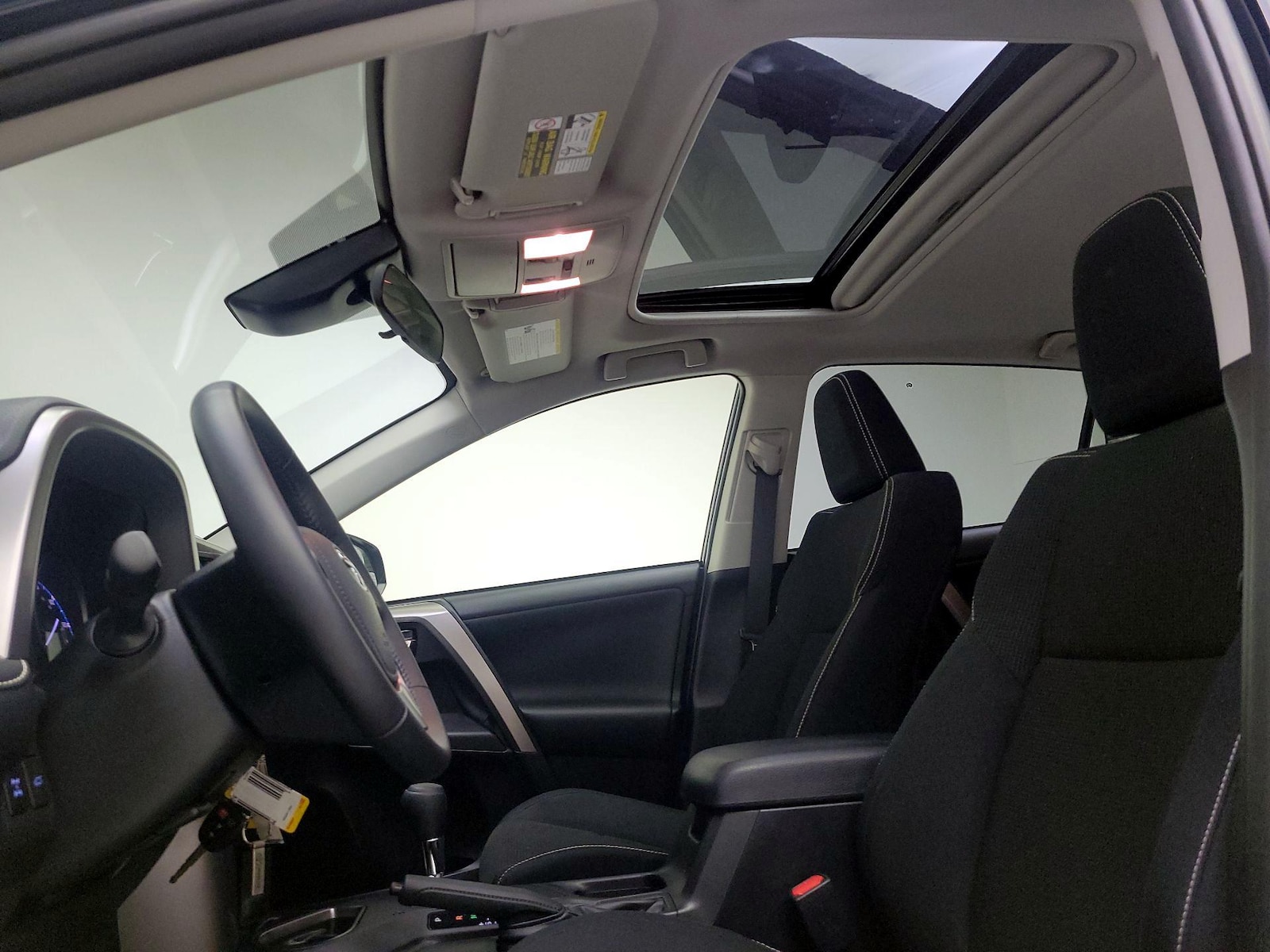 Sunroof(s) & Overhead Airbags