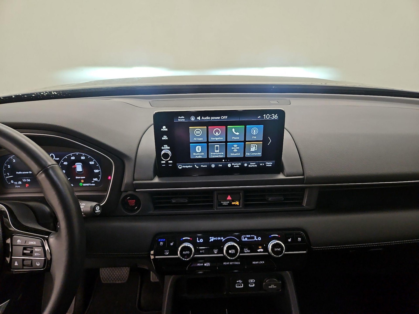 Apple CarPlay® & Android Auto™