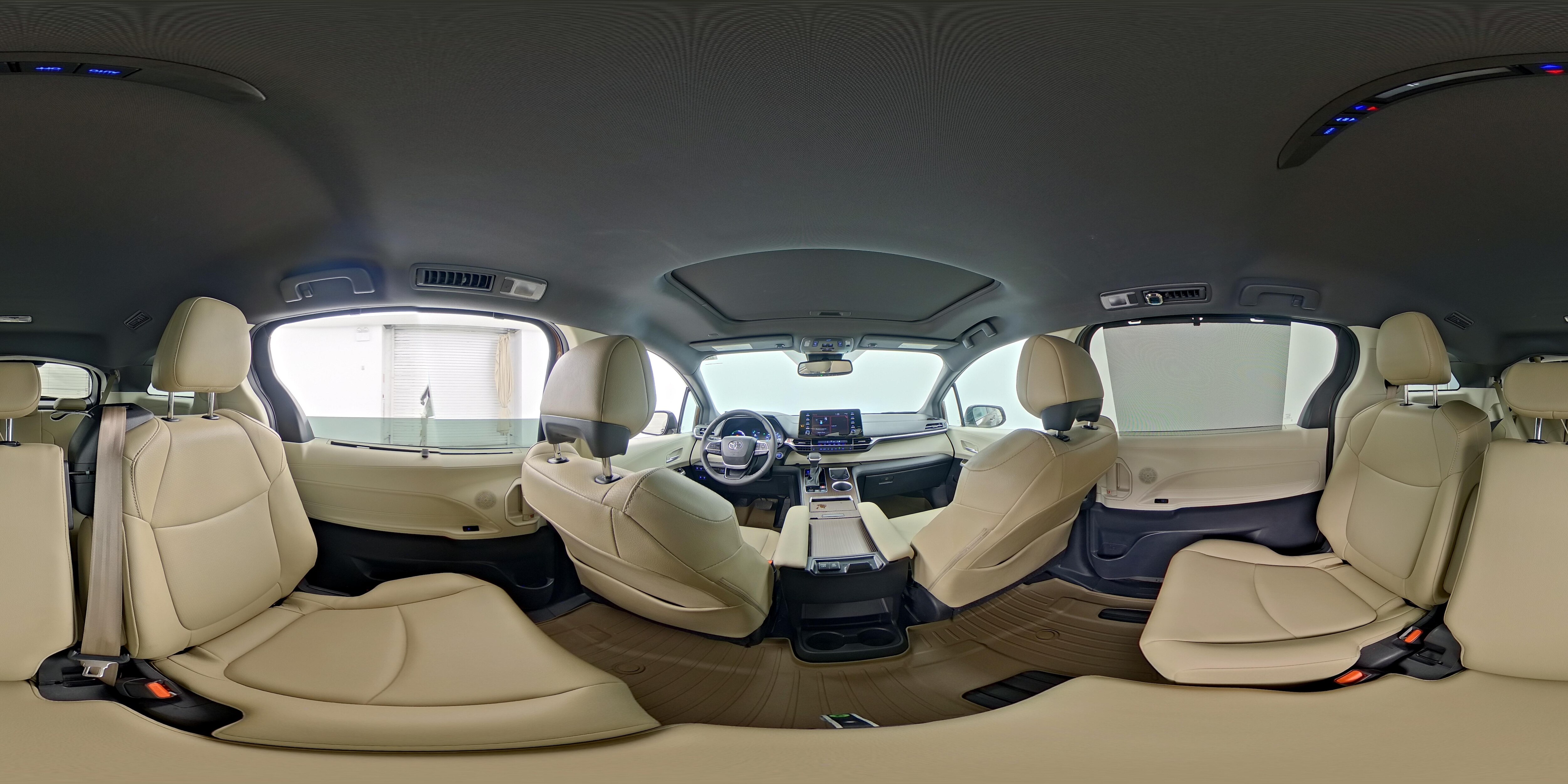 2022 Toyota Sienna XLE - Photo 28
