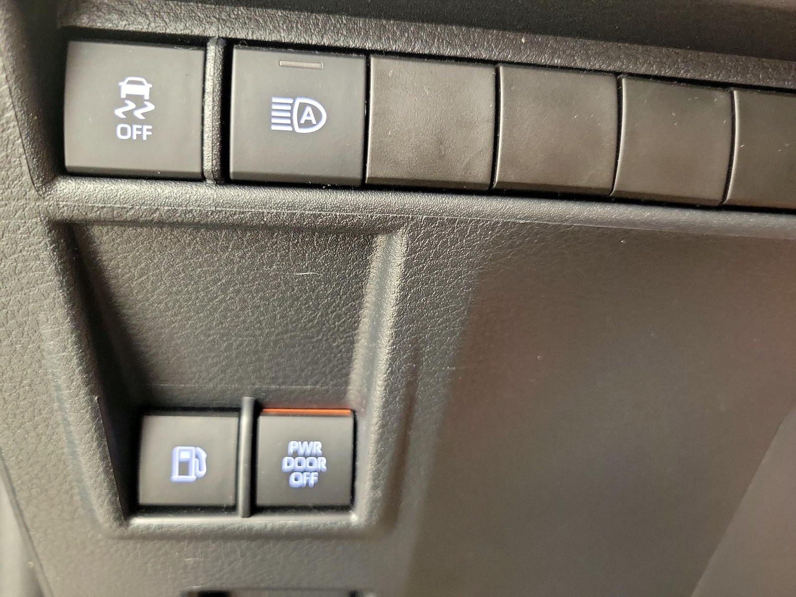 2022 Toyota Sienna XLE - Photo 14