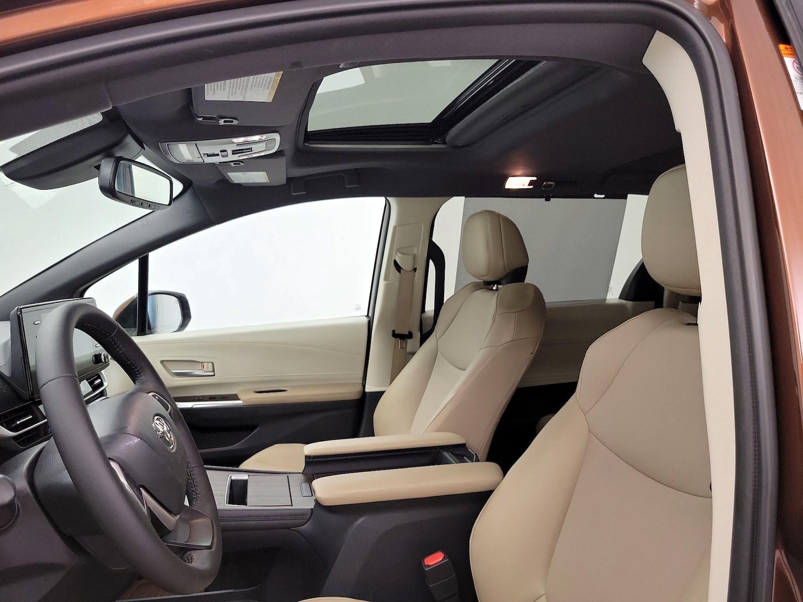 2022 Toyota Sienna XLE - Photo 20