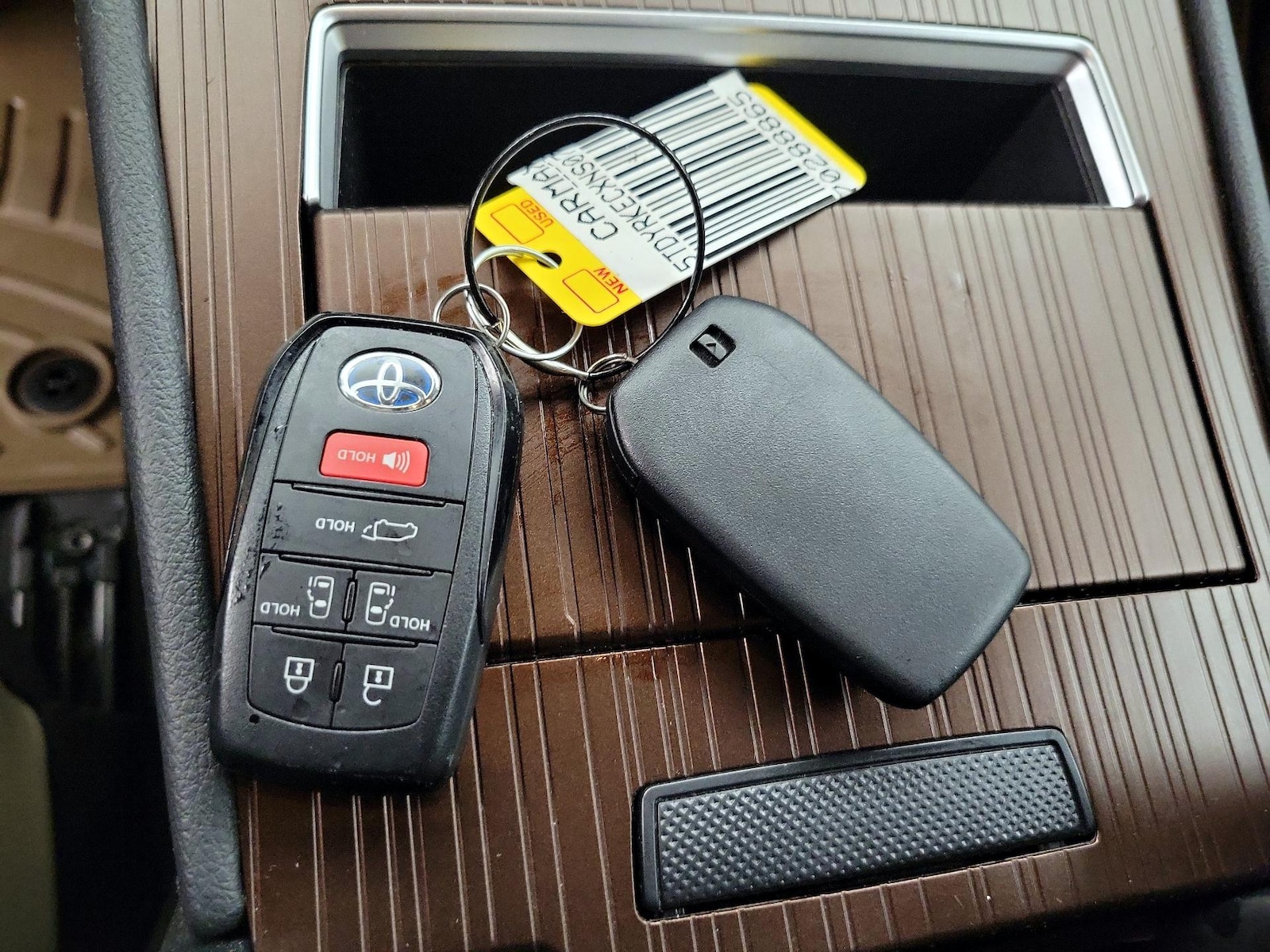 2022 Toyota Sienna XLE - Photo 26