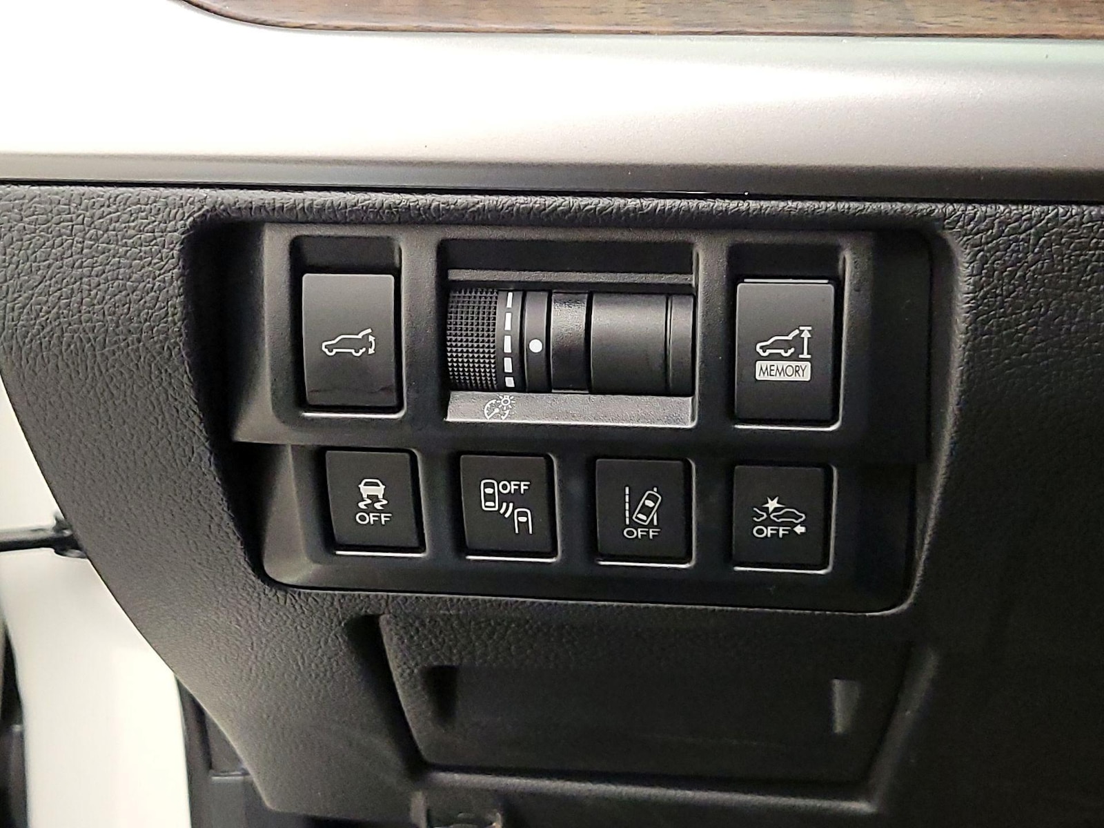 2019 Subaru Outback Limited - Photo 14