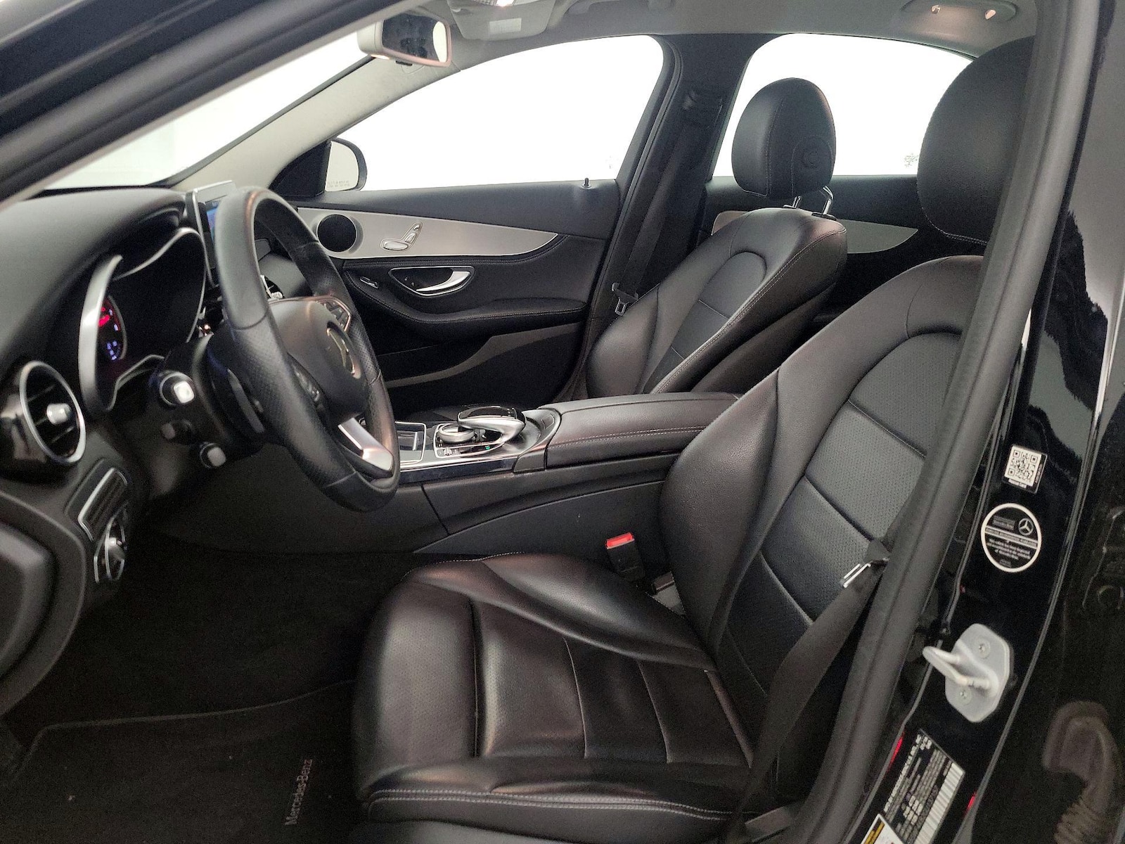Power Seat(s) & Side Airbags