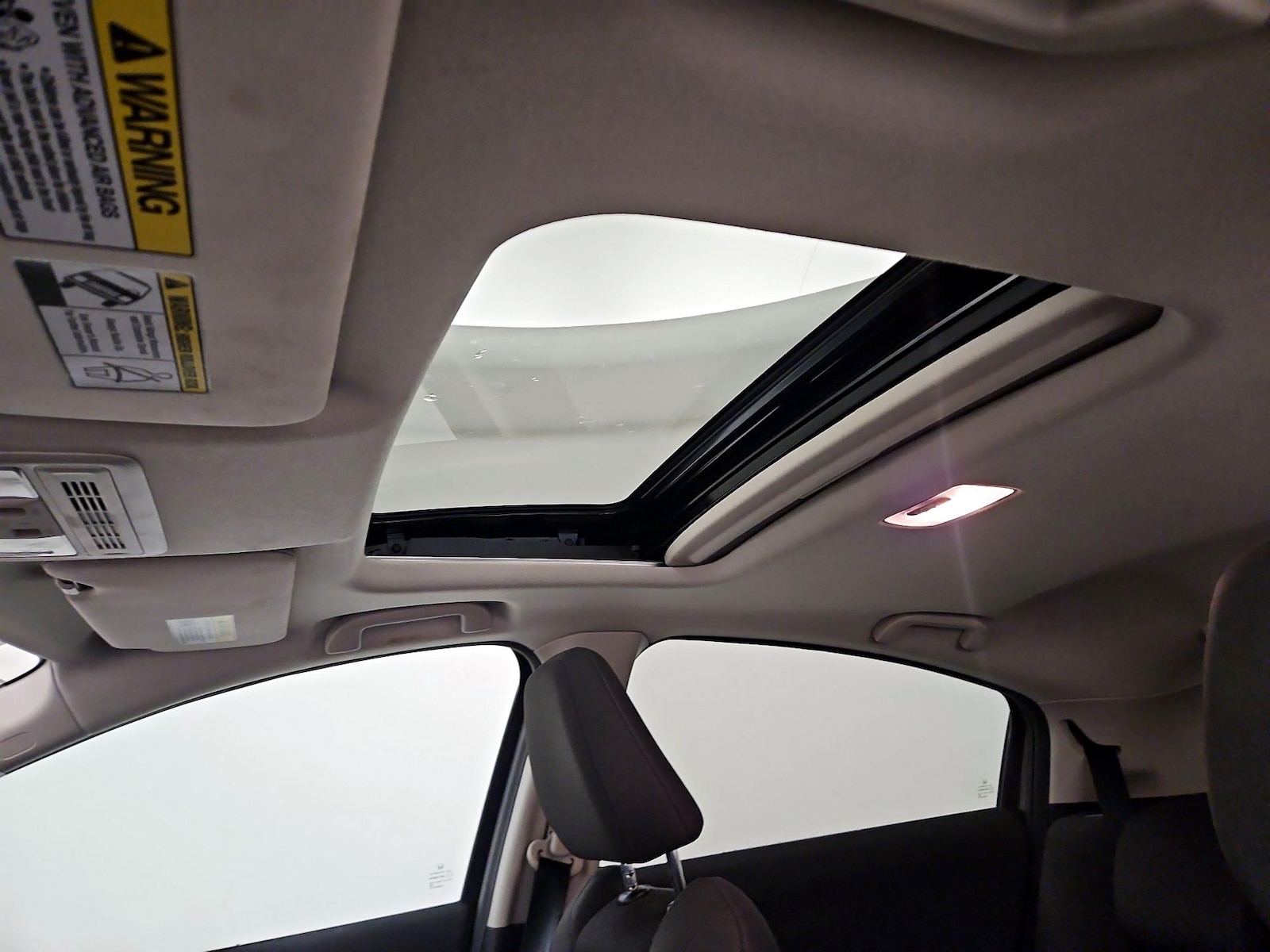 Sunroof(s) & Overhead Airbags