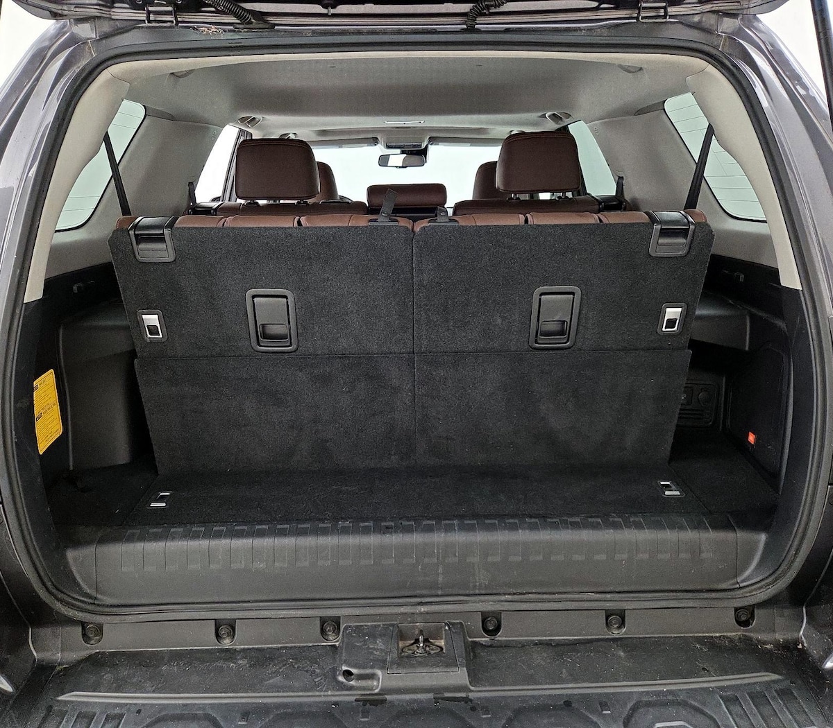 Trunk/Cargo (Seats Up)