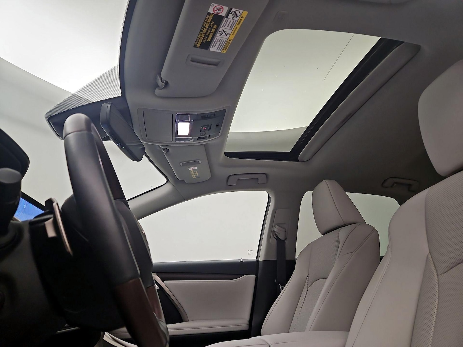 Sunroof(s) & Overhead Airbags