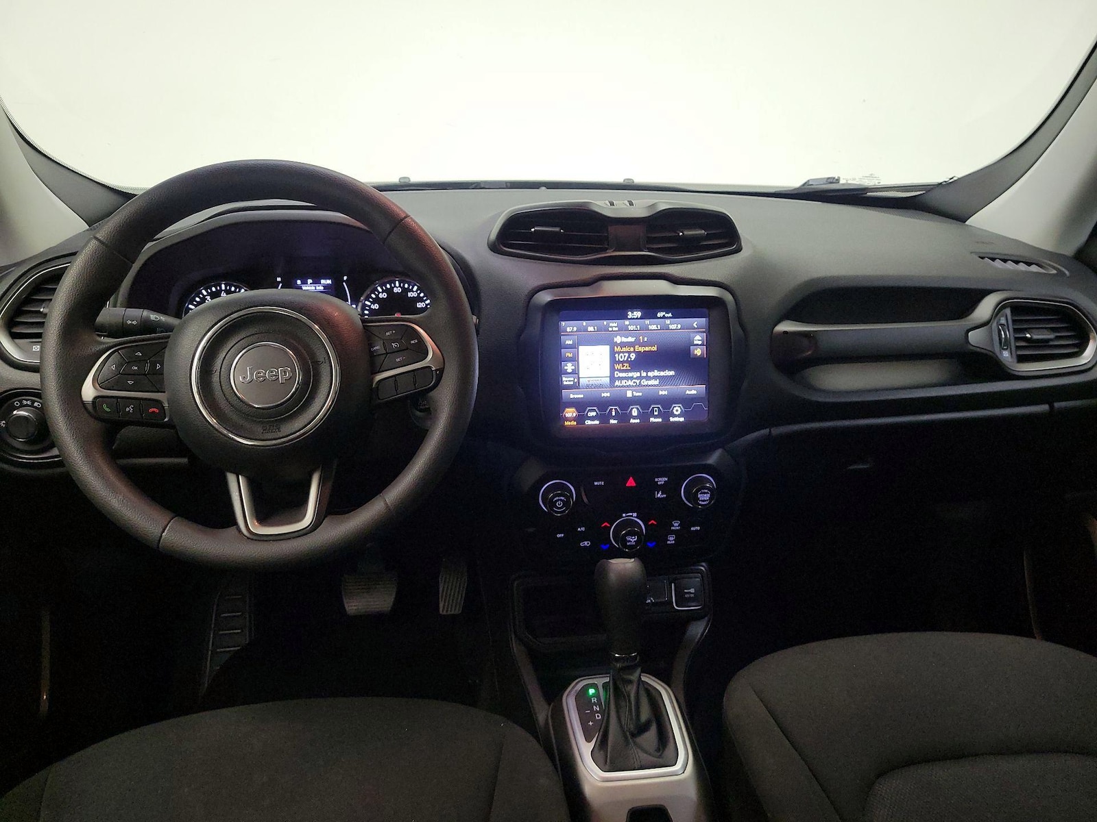 Apple CarPlay® & Android Auto™