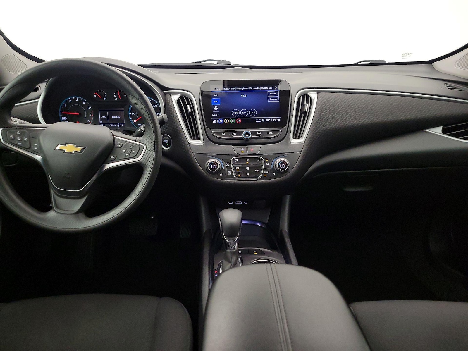 2024 Chevrolet Malibu 1LT - Photo 10