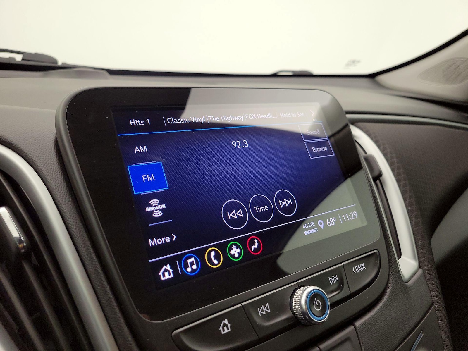 2024 Chevrolet Malibu 1LT - Photo 16