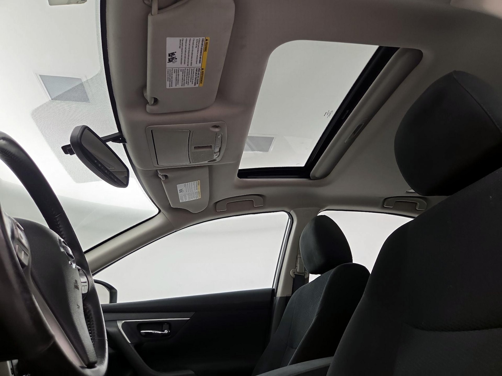 Sunroof(s) & Overhead Airbags
