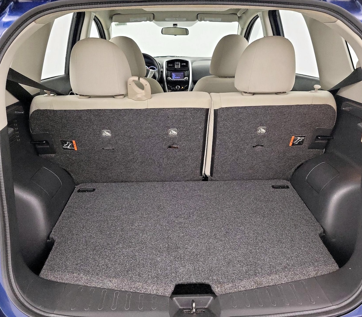 Trunk/Cargo (Seats Up)