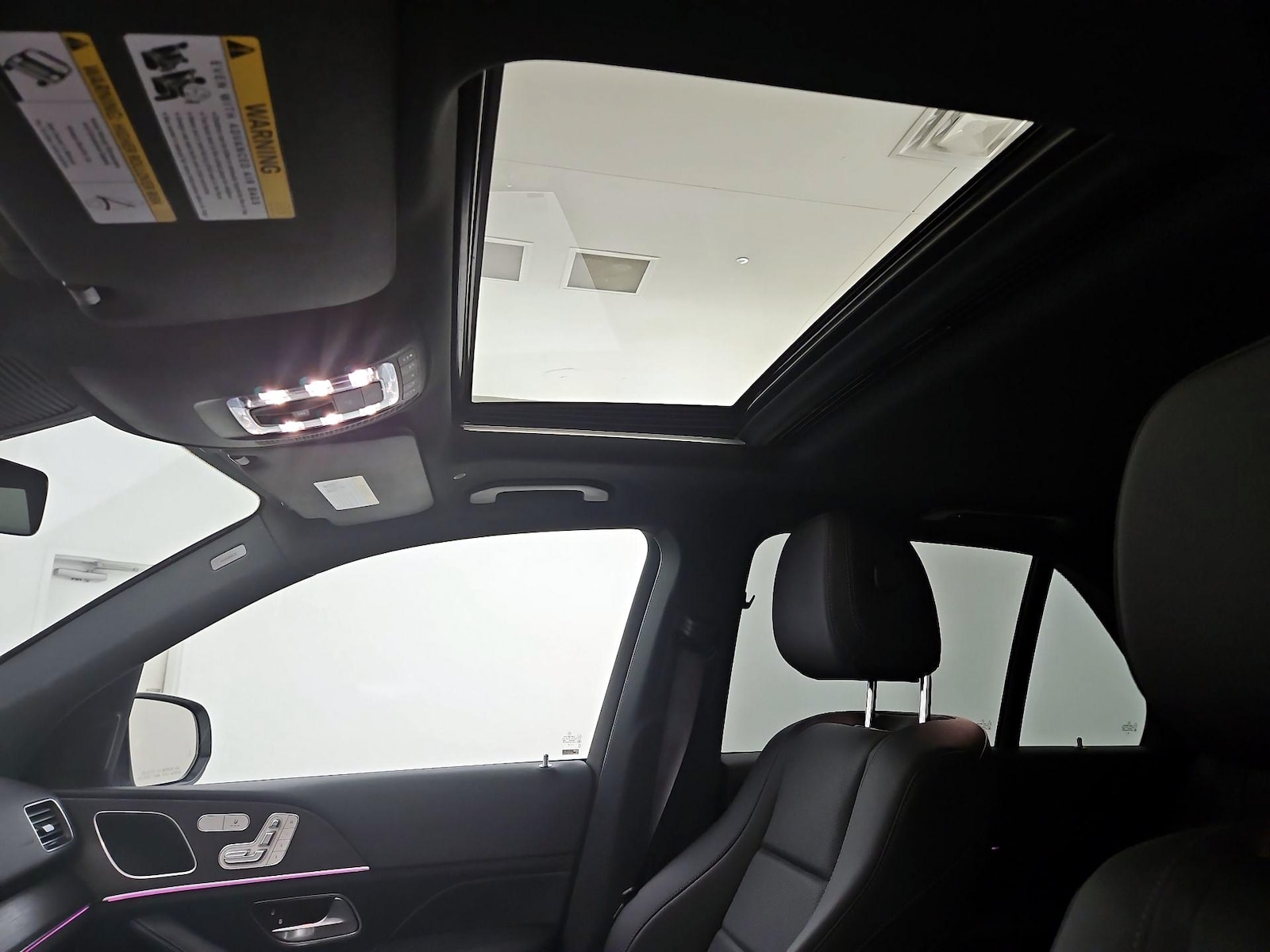 Sunroof(s) & Overhead Airbags