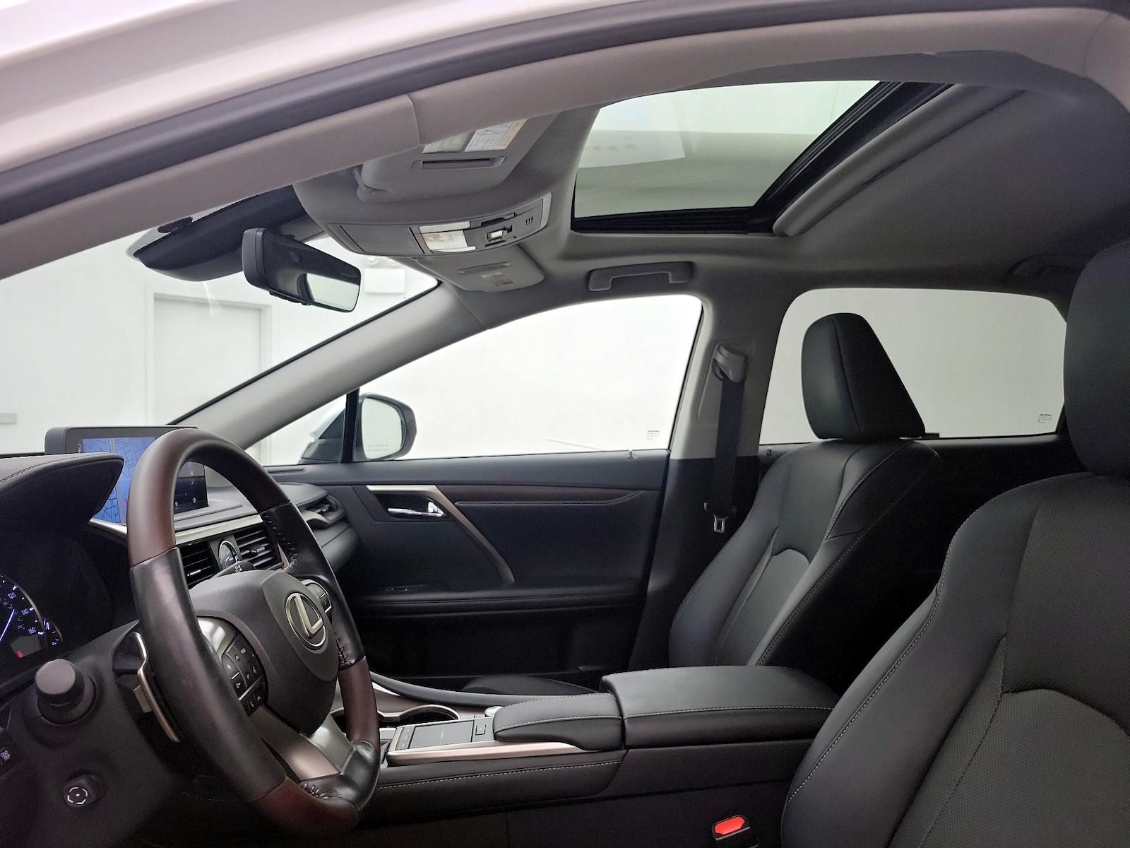 Sunroof(s) & Overhead Airbags